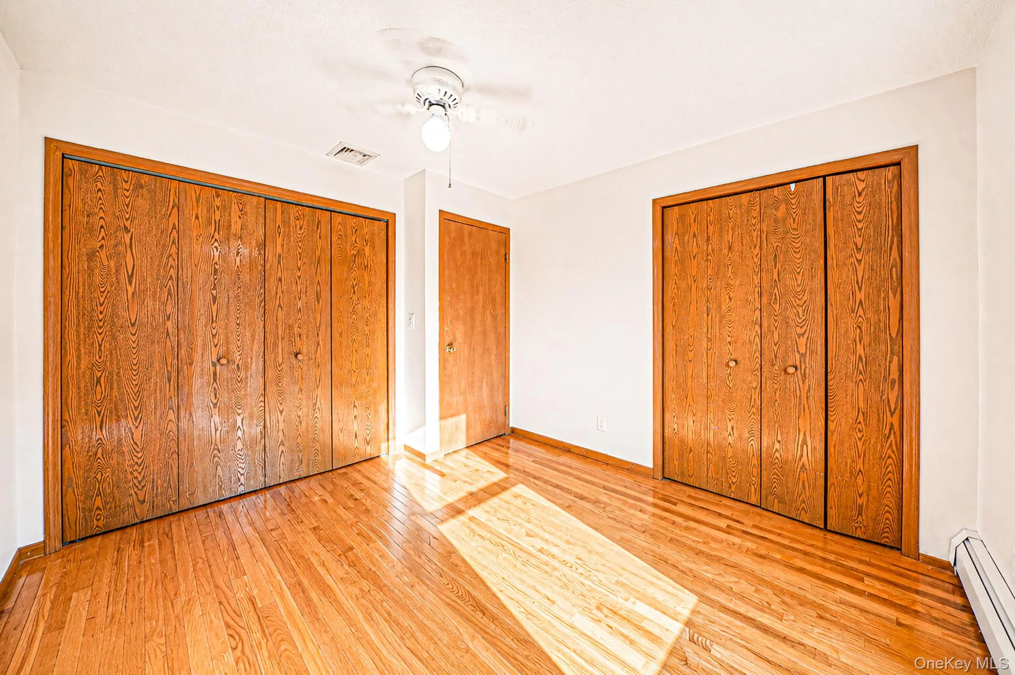 28 Strafford Street, Brookhaven, NY, 5 Bedrooms Bedrooms, 10 Rooms Rooms,3 BathroomsBathrooms,Residential,For Rent,Strafford,0,1004847 28 Strafford Street, Brookhaven, NY, 5 Bedrooms Bedrooms, 10 Rooms Rooms,3 BathroomsBathrooms,Residential,For Rent,Strafford,0,1004847