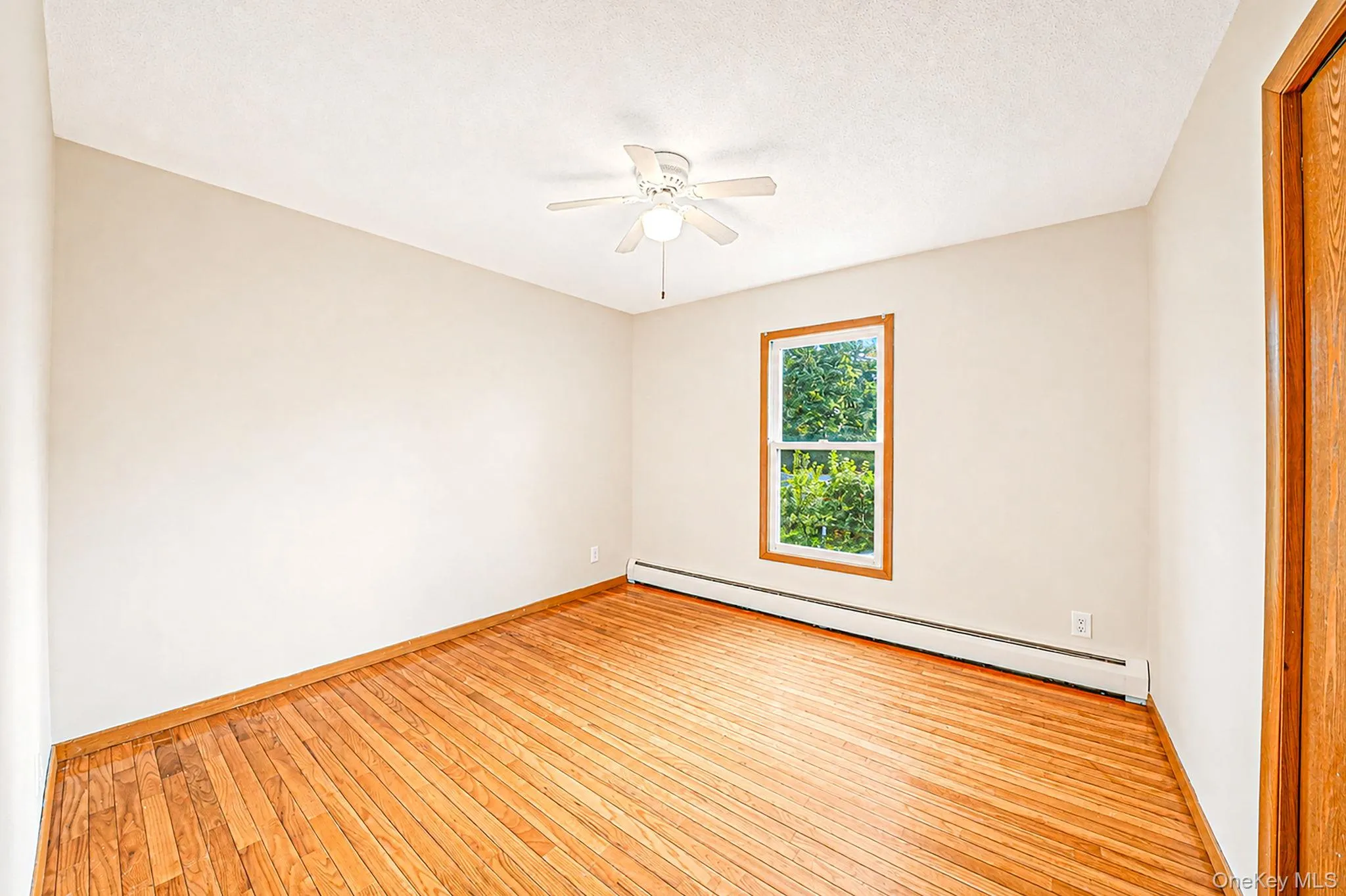 28 Strafford Street, Brookhaven, NY, 5 Bedrooms Bedrooms, 10 Rooms Rooms,3 BathroomsBathrooms,Residential,For Rent,Strafford,0,1004847 28 Strafford Street, Brookhaven, NY, 5 Bedrooms Bedrooms, 10 Rooms Rooms,3 BathroomsBathrooms,Residential,For Rent,Strafford,0,1004847