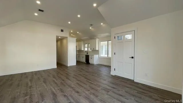 77 Connecticut Avenue, Long Beach, NY, 3 Bedrooms Bedrooms, 5 Rooms Rooms,1 BathroomBathrooms,Residential,For Rent,Connecticut,0,1004850 77 Connecticut Avenue, Long Beach, NY, 3 Bedrooms Bedrooms, 5 Rooms Rooms,1 BathroomBathrooms,Residential,For Rent,Connecticut,0,1004850