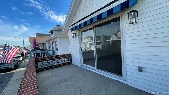 77 Connecticut Avenue, Long Beach, NY, 3 Bedrooms Bedrooms, 5 Rooms Rooms,1 BathroomBathrooms,Residential,For Rent,Connecticut,0,1004850 77 Connecticut Avenue, Long Beach, NY, 3 Bedrooms Bedrooms, 5 Rooms Rooms,1 BathroomBathrooms,Residential,For Rent,Connecticut,0,1004850