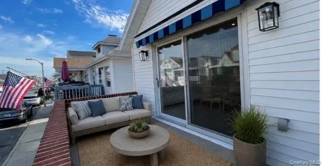 77 Connecticut Avenue, Long Beach, NY, 3 Bedrooms Bedrooms, 5 Rooms Rooms,1 BathroomBathrooms,Residential,For Rent,Connecticut,0,1004850 77 Connecticut Avenue, Long Beach, NY, 3 Bedrooms Bedrooms, 5 Rooms Rooms,1 BathroomBathrooms,Residential,For Rent,Connecticut,0,1004850