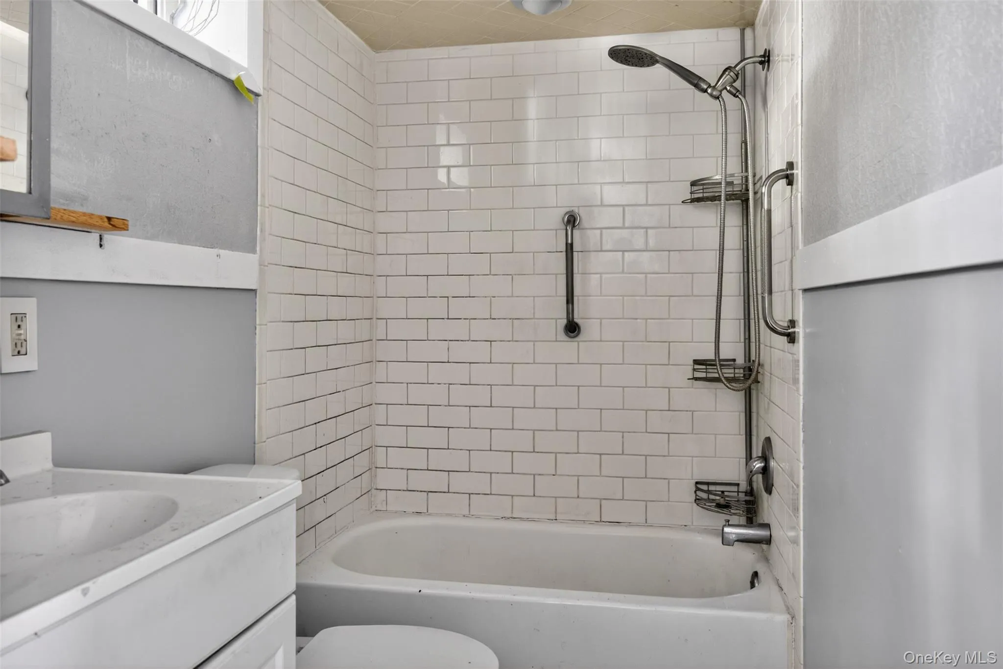 4 Riverview Avenue, New Windsor, NY, 2 Bedrooms Bedrooms, 6 Rooms Rooms,2 BathroomsBathrooms,Residential Lease,For Rent,Riverview,0,1004856 4 Riverview Avenue, New Windsor, NY, 2 Bedrooms Bedrooms, 6 Rooms Rooms,2 BathroomsBathrooms,Residential Lease,For Rent,Riverview,0,1004856
