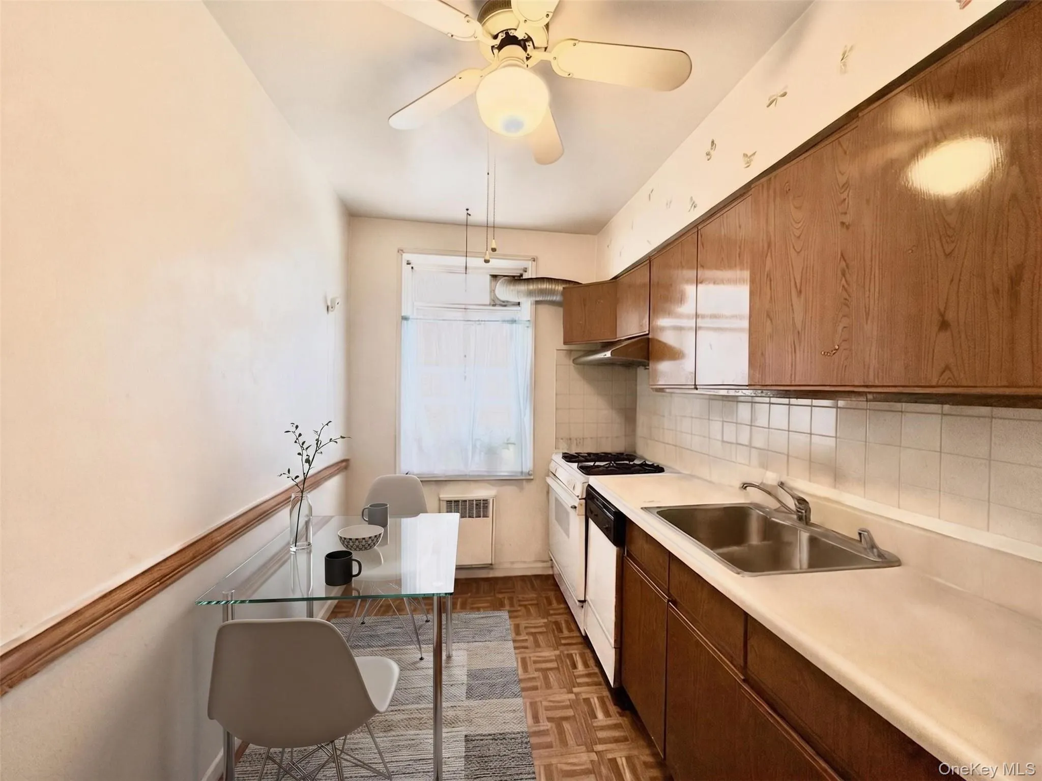 26-21 Union Street, New York, NY, 1 Bedroom Bedrooms, 4 Rooms Rooms,1 BathroomBathrooms,Residential,For Rent,Union,0,1004857 26-21 Union Street, New York, NY, 1 Bedroom Bedrooms, 4 Rooms Rooms,1 BathroomBathrooms,Residential,For Rent,Union,0,1004857