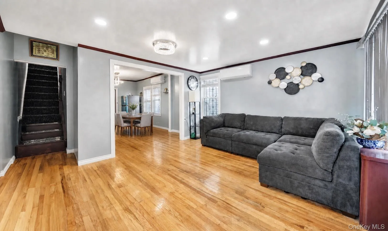 9317 214th Street, New York, NY, 3 Bedrooms Bedrooms, 8 Rooms Rooms,3 BathroomsBathrooms,Residential,For Rent,214th,0,1004860 9317 214th Street, New York, NY, 3 Bedrooms Bedrooms, 8 Rooms Rooms,3 BathroomsBathrooms,Residential,For Rent,214th,0,1004860