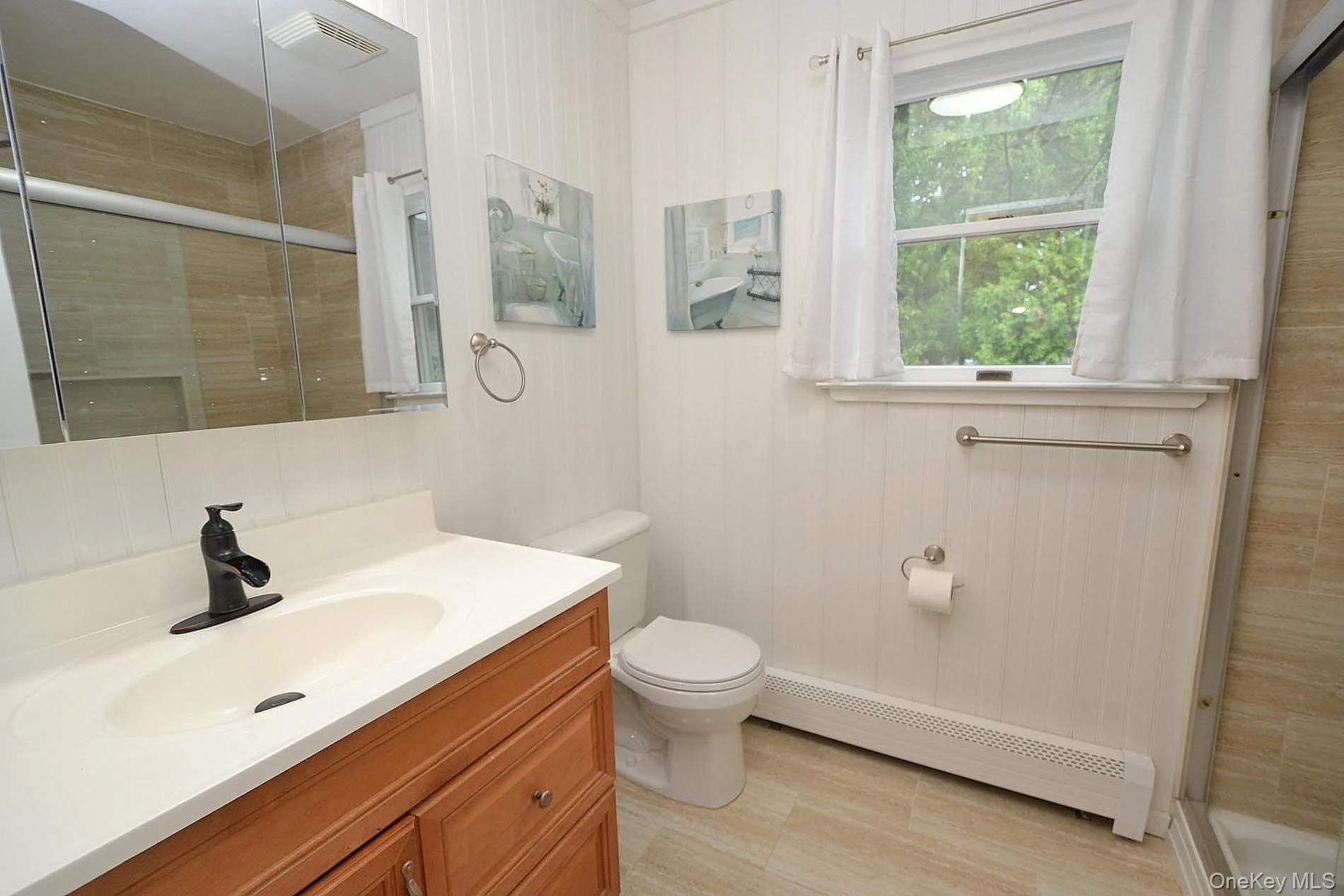 19 Fountain Road, Brookhaven, NY, 3 Bedrooms Bedrooms, 7 Rooms Rooms,2 BathroomsBathrooms,Residential,For Rent,Fountain,0,KEY1004864 19 Fountain Road, Brookhaven, NY, 3 Bedrooms Bedrooms, 7 Rooms Rooms,2 BathroomsBathrooms,Residential,For Rent,Fountain,0,KEY1004864