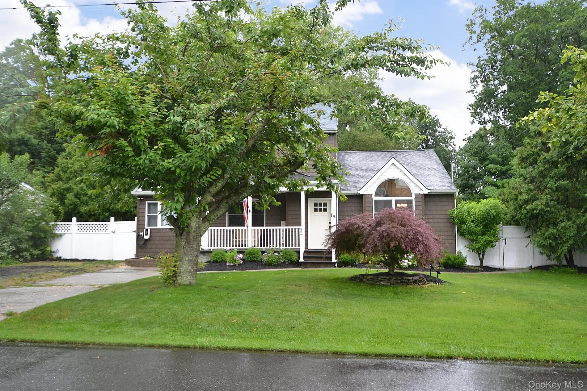 19 Fountain Road, Brookhaven, NY, 3 Bedrooms Bedrooms, 7 Rooms Rooms,2 BathroomsBathrooms,Residential,For Rent,Fountain,0,KEY1004864 19 Fountain Road, Brookhaven, NY, 3 Bedrooms Bedrooms, 7 Rooms Rooms,2 BathroomsBathrooms,Residential,For Rent,Fountain,0,KEY1004864