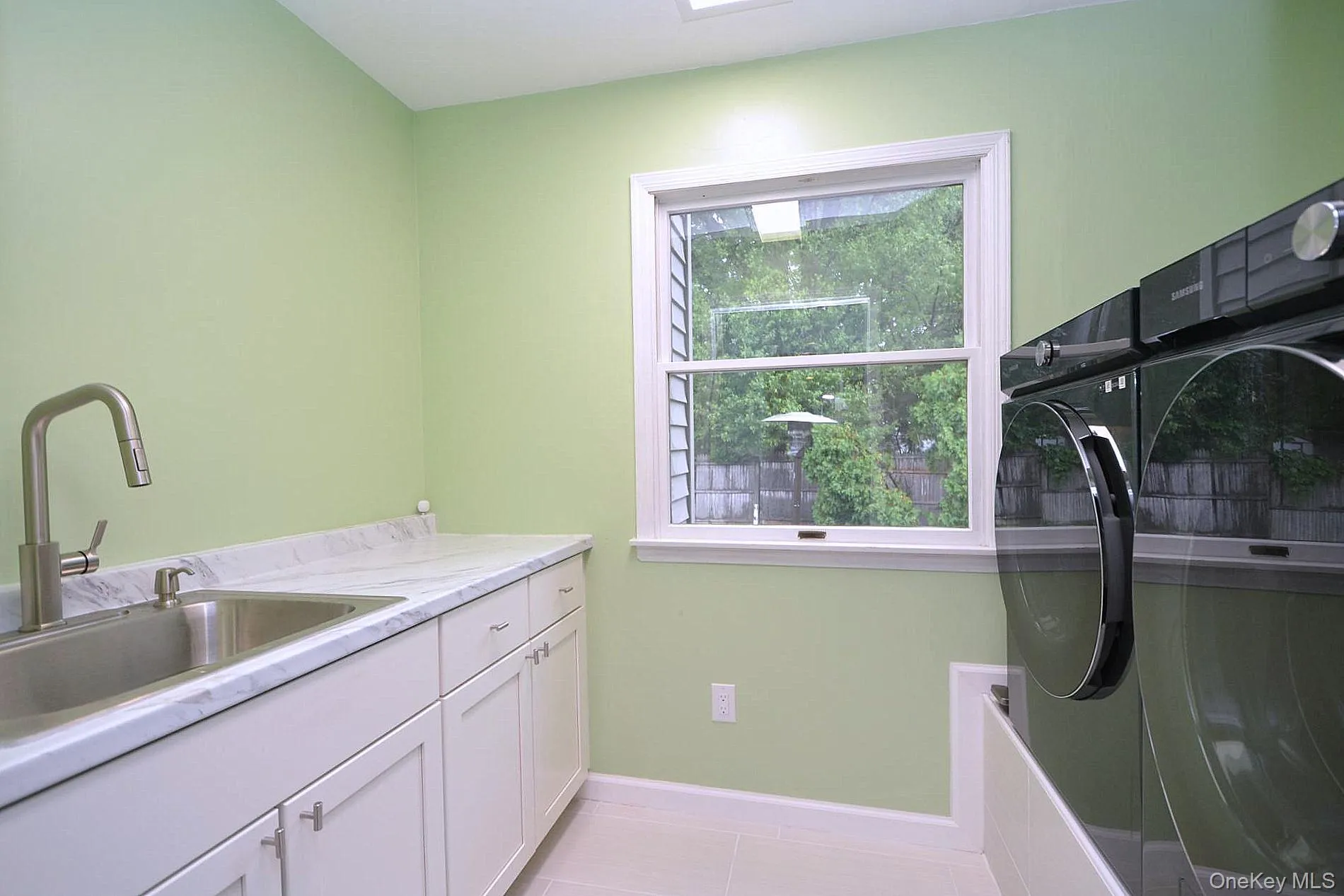 19 Fountain Road, Brookhaven, NY, 3 Bedrooms Bedrooms, 7 Rooms Rooms,2 BathroomsBathrooms,Residential,For Rent,Fountain,0,KEY1004864 19 Fountain Road, Brookhaven, NY, 3 Bedrooms Bedrooms, 7 Rooms Rooms,2 BathroomsBathrooms,Residential,For Rent,Fountain,0,KEY1004864