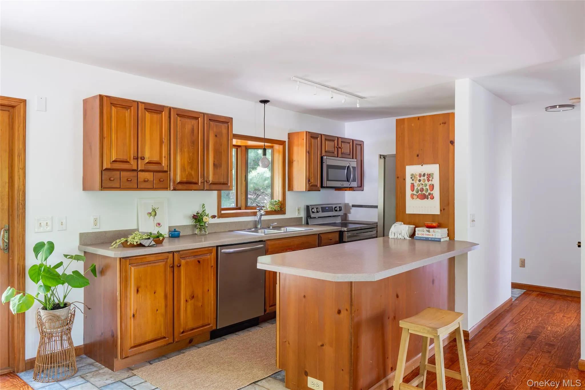 182 Frey Road, Mamakating, NY, 3 Bedrooms Bedrooms, 8 Rooms Rooms,3 BathroomsBathrooms,Residential,For Rent,Frey,0,1004867 182 Frey Road, Mamakating, NY, 3 Bedrooms Bedrooms, 8 Rooms Rooms,3 BathroomsBathrooms,Residential,For Rent,Frey,0,1004867
