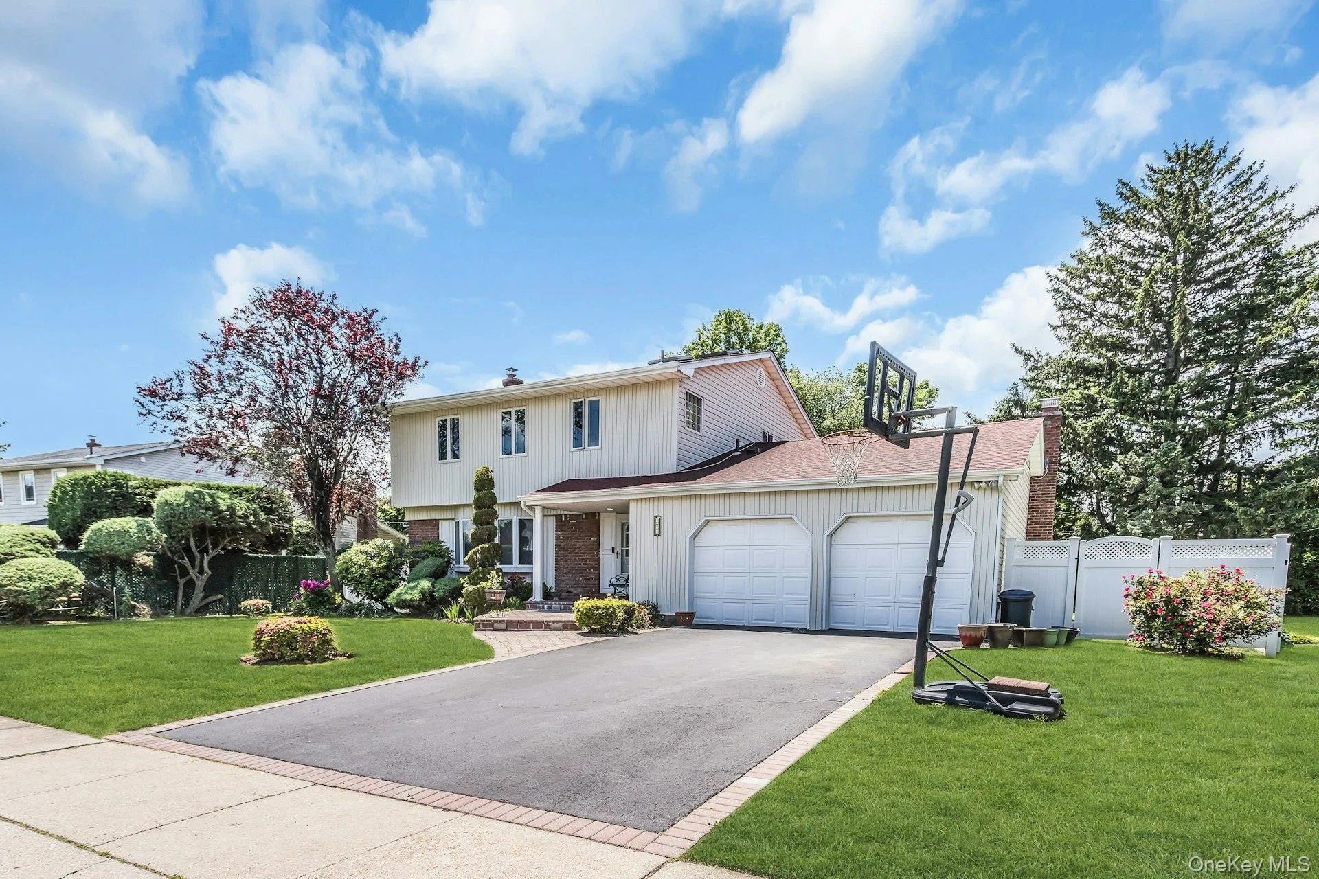 67 Chenango Drive, Oyster Bay, NY, 4 Bedrooms Bedrooms, 10 Rooms Rooms,3 BathroomsBathrooms,Residential,For Rent,Chenango,0,1004877 67 Chenango Drive, Oyster Bay, NY, 4 Bedrooms Bedrooms, 10 Rooms Rooms,3 BathroomsBathrooms,Residential,For Rent,Chenango,0,1004877