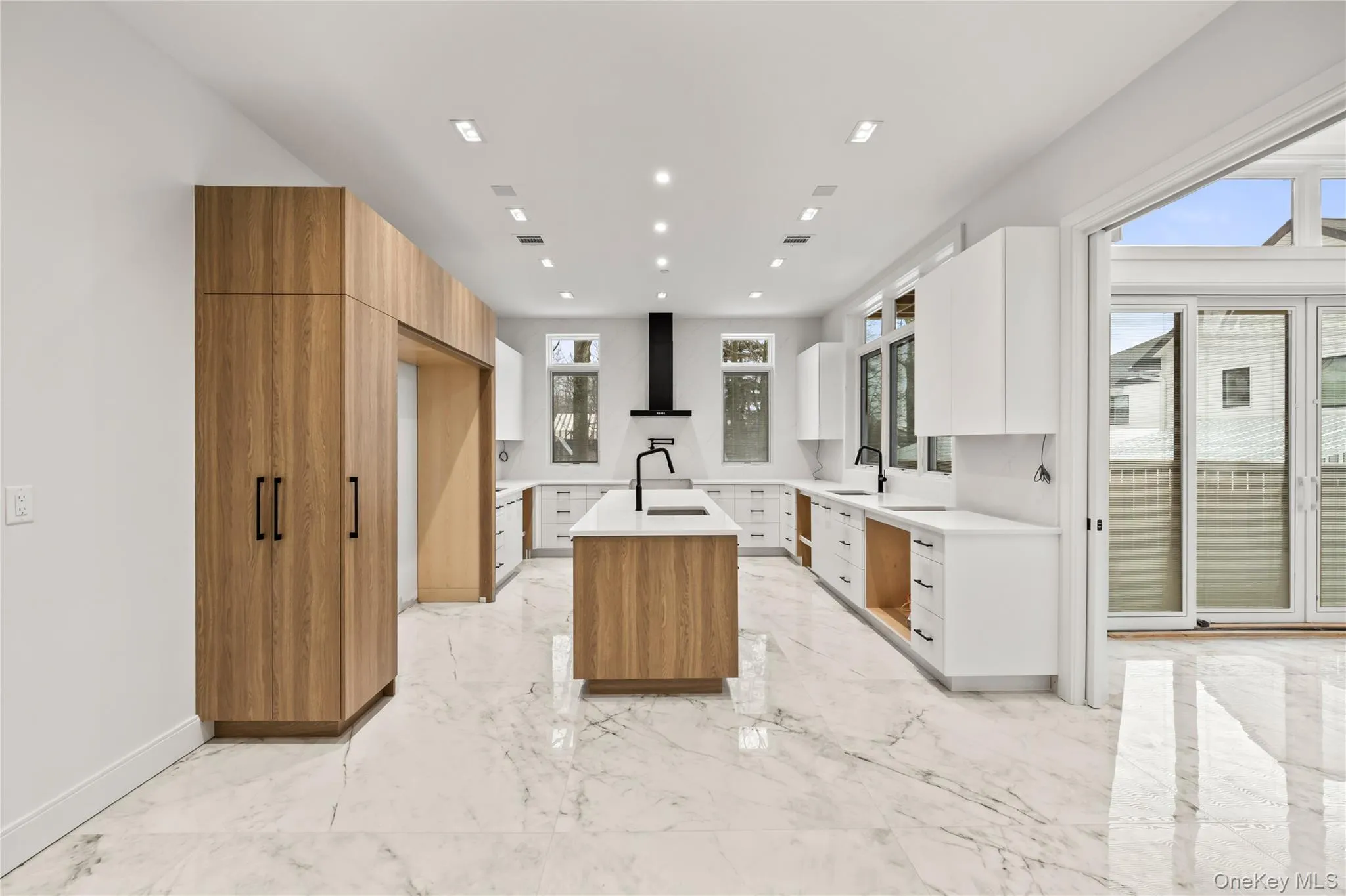 11 Buckman Place, Ramapo, NY, 7 Bedrooms Bedrooms, 15 Rooms Rooms,5 BathroomsBathrooms,Residential,For Rent,Buckman,0,1004887 11 Buckman Place, Ramapo, NY, 7 Bedrooms Bedrooms, 15 Rooms Rooms,5 BathroomsBathrooms,Residential,For Rent,Buckman,0,1004887