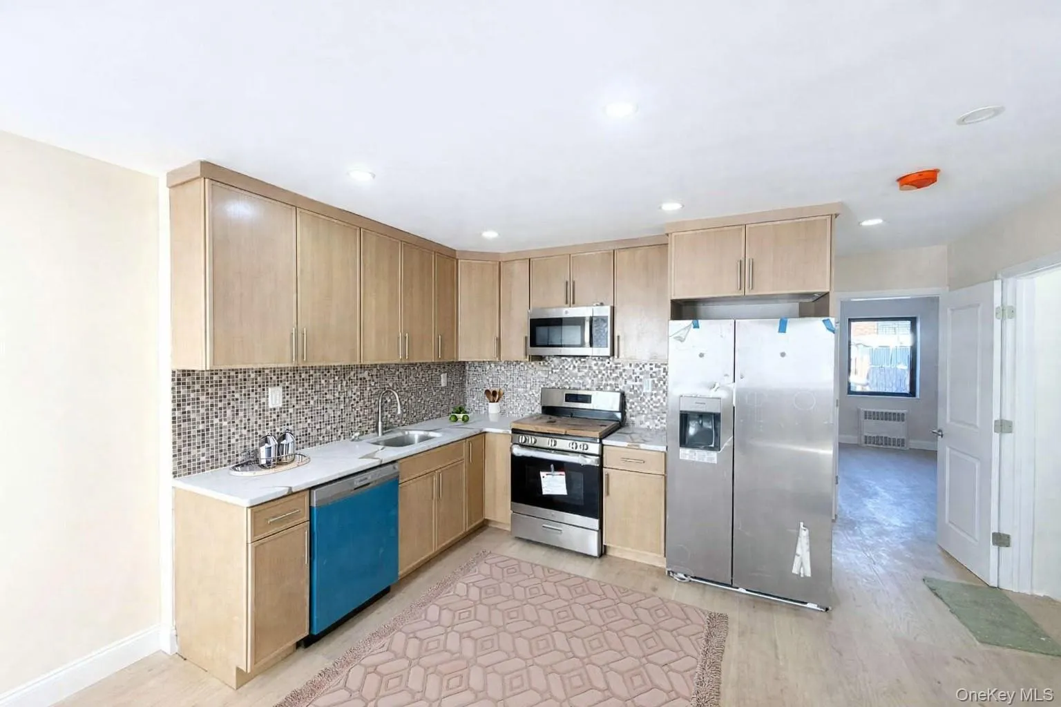 7305 Cook Avenue, New York, NY, 3 Bedrooms Bedrooms, 10 Rooms Rooms,2 BathroomsBathrooms,Residential,For Rent,Cook,0,1004890 7305 Cook Avenue, New York, NY, 3 Bedrooms Bedrooms, 10 Rooms Rooms,2 BathroomsBathrooms,Residential,For Rent,Cook,0,1004890