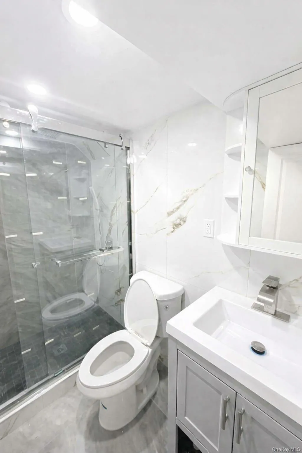7305 Cook Avenue, New York, NY, 3 Bedrooms Bedrooms, 10 Rooms Rooms,2 BathroomsBathrooms,Residential,For Rent,Cook,0,1004890 7305 Cook Avenue, New York, NY, 3 Bedrooms Bedrooms, 10 Rooms Rooms,2 BathroomsBathrooms,Residential,For Rent,Cook,0,1004890