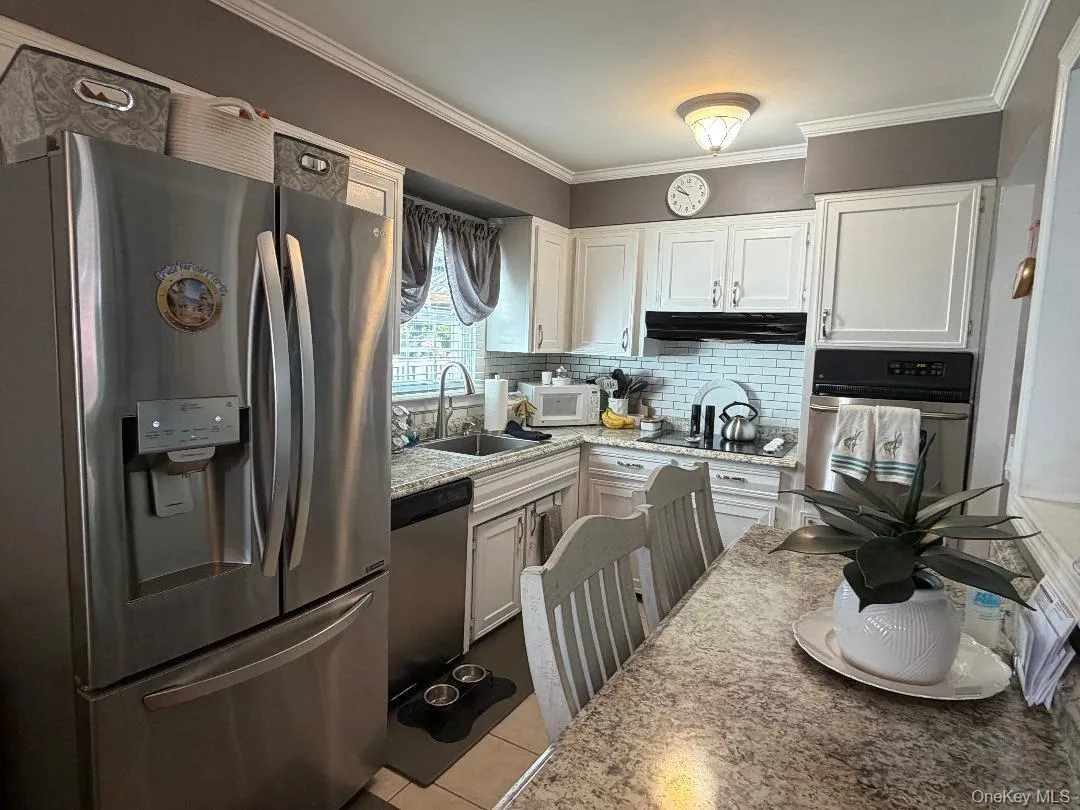 3 Commack Road, Brookhaven, NY, 3 Bedrooms Bedrooms, 6 Rooms Rooms,2 BathroomsBathrooms,Residential,For Rent,Commack,0,1004892 3 Commack Road, Brookhaven, NY, 3 Bedrooms Bedrooms, 6 Rooms Rooms,2 BathroomsBathrooms,Residential,For Rent,Commack,0,1004892