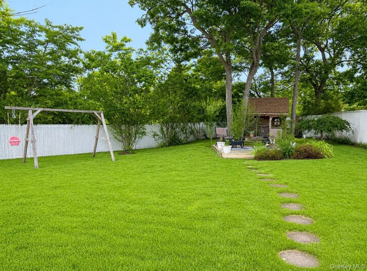 3 Commack Road, Brookhaven, NY, 3 Bedrooms Bedrooms, 6 Rooms Rooms,2 BathroomsBathrooms,Residential,For Rent,Commack,0,1004892 3 Commack Road, Brookhaven, NY, 3 Bedrooms Bedrooms, 6 Rooms Rooms,2 BathroomsBathrooms,Residential,For Rent,Commack,0,1004892