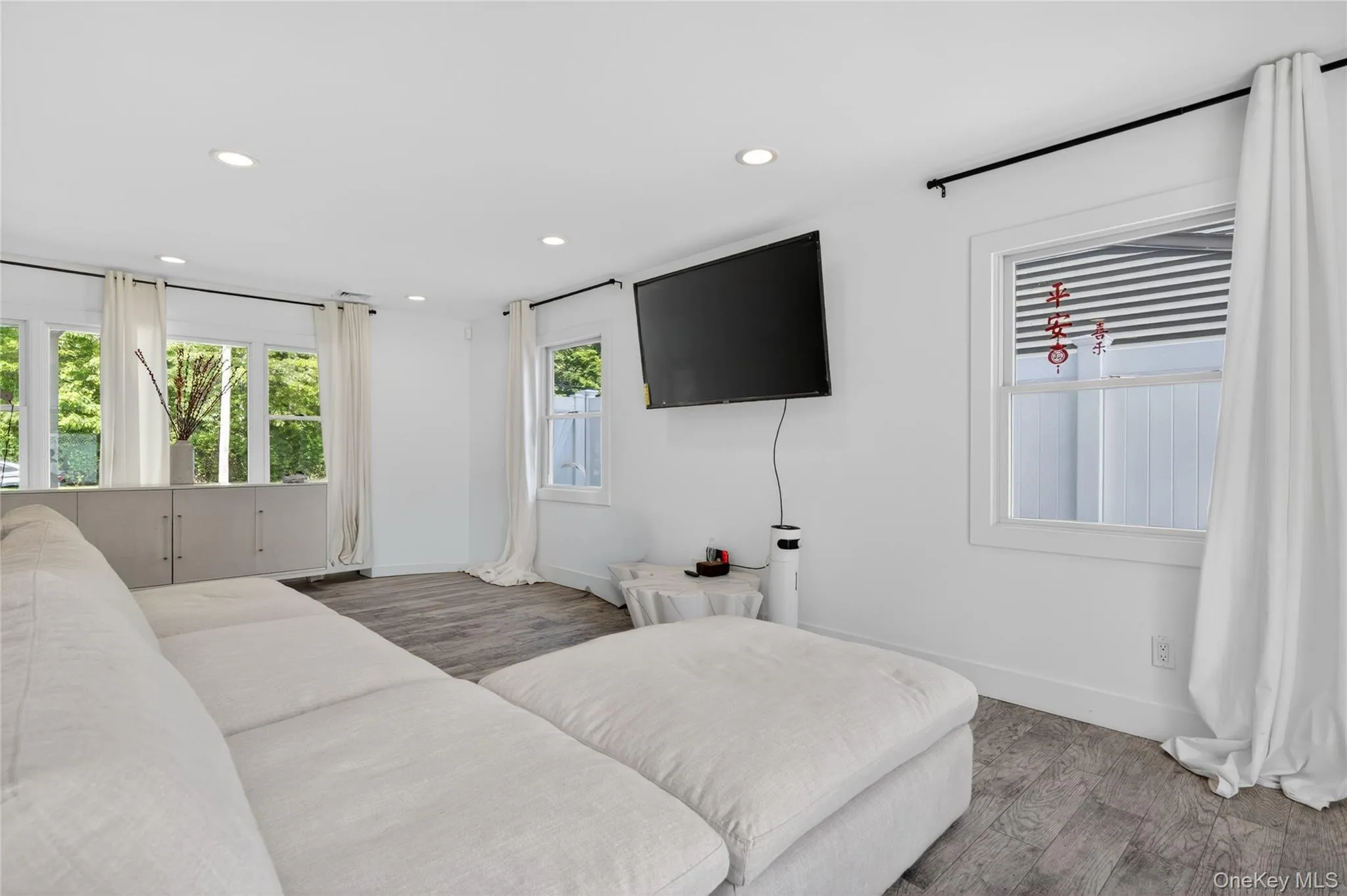534 Riverside Avenue, Oyster Bay, NY, 5 Bedrooms Bedrooms, 8 Rooms Rooms,3 BathroomsBathrooms,Residential,For Rent,Riverside,0,1004893 534 Riverside Avenue, Oyster Bay, NY, 5 Bedrooms Bedrooms, 8 Rooms Rooms,3 BathroomsBathrooms,Residential,For Rent,Riverside,0,1004893
