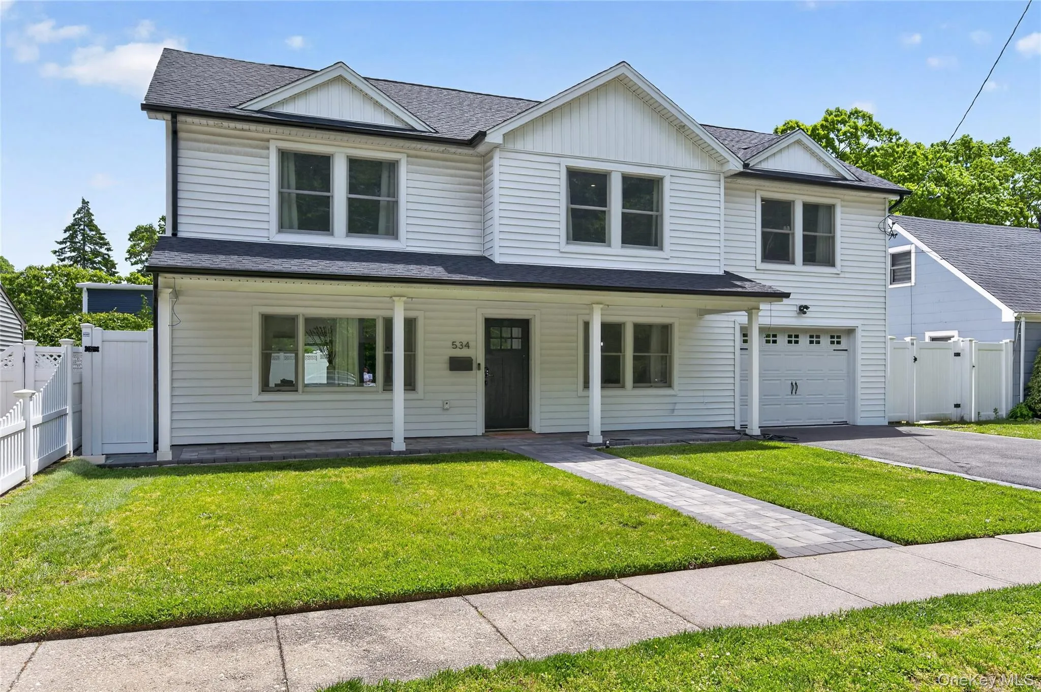 534 Riverside Avenue, Oyster Bay, NY, 5 Bedrooms Bedrooms, 8 Rooms Rooms,3 BathroomsBathrooms,Residential,For Rent,Riverside,0,1004893 534 Riverside Avenue, Oyster Bay, NY, 5 Bedrooms Bedrooms, 8 Rooms Rooms,3 BathroomsBathrooms,Residential,For Rent,Riverside,0,1004893