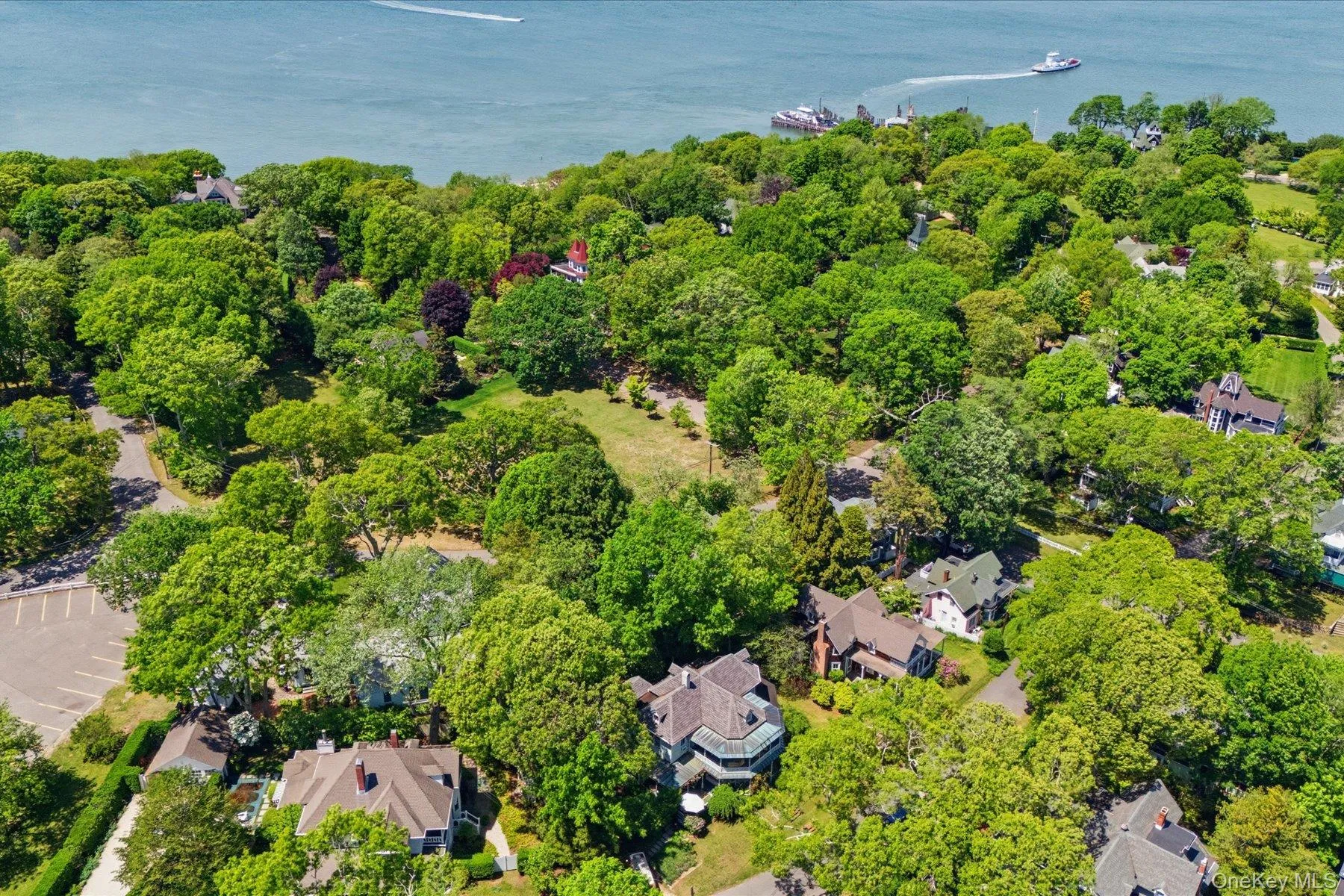 5 Spring Garden Avenue, Shelter Island, NY, 5 Bedrooms Bedrooms, 10 Rooms Rooms,2 BathroomsBathrooms,Residential,For Rent,Spring Garden,0,1004894 5 Spring Garden Avenue, Shelter Island, NY, 5 Bedrooms Bedrooms, 10 Rooms Rooms,2 BathroomsBathrooms,Residential,For Rent,Spring Garden,0,1004894