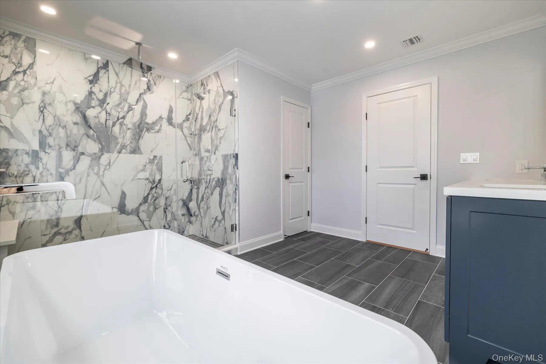 345 Christopher Street, Hempstead, NY, 5 Bedrooms Bedrooms, 8 Rooms Rooms,4 BathroomsBathrooms,Residential,For Rent,Christopher,0,1004896 345 Christopher Street, Hempstead, NY, 5 Bedrooms Bedrooms, 8 Rooms Rooms,4 BathroomsBathrooms,Residential,For Rent,Christopher,0,1004896