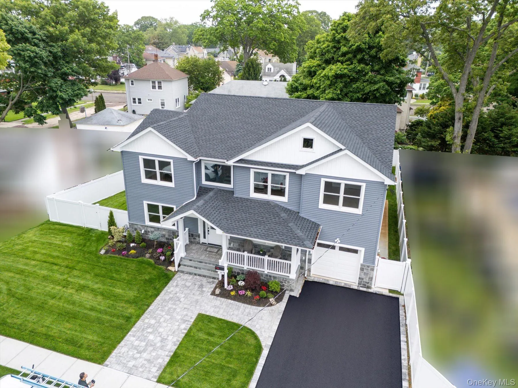 345 Christopher Street, Hempstead, NY, 5 Bedrooms Bedrooms, 8 Rooms Rooms,4 BathroomsBathrooms,Residential,For Rent,Christopher,0,1004896 345 Christopher Street, Hempstead, NY, 5 Bedrooms Bedrooms, 8 Rooms Rooms,4 BathroomsBathrooms,Residential,For Rent,Christopher,0,1004896