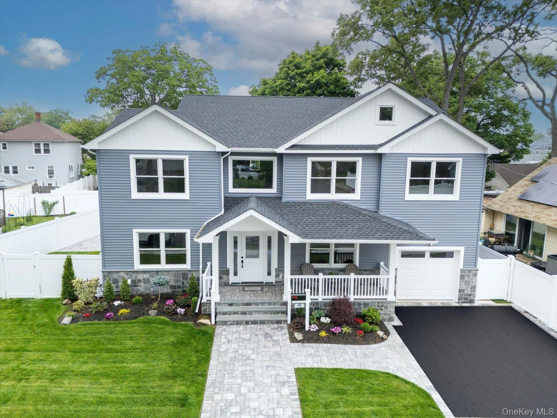 The home boasts beautiful landscapping The home boasts beautiful landscapping