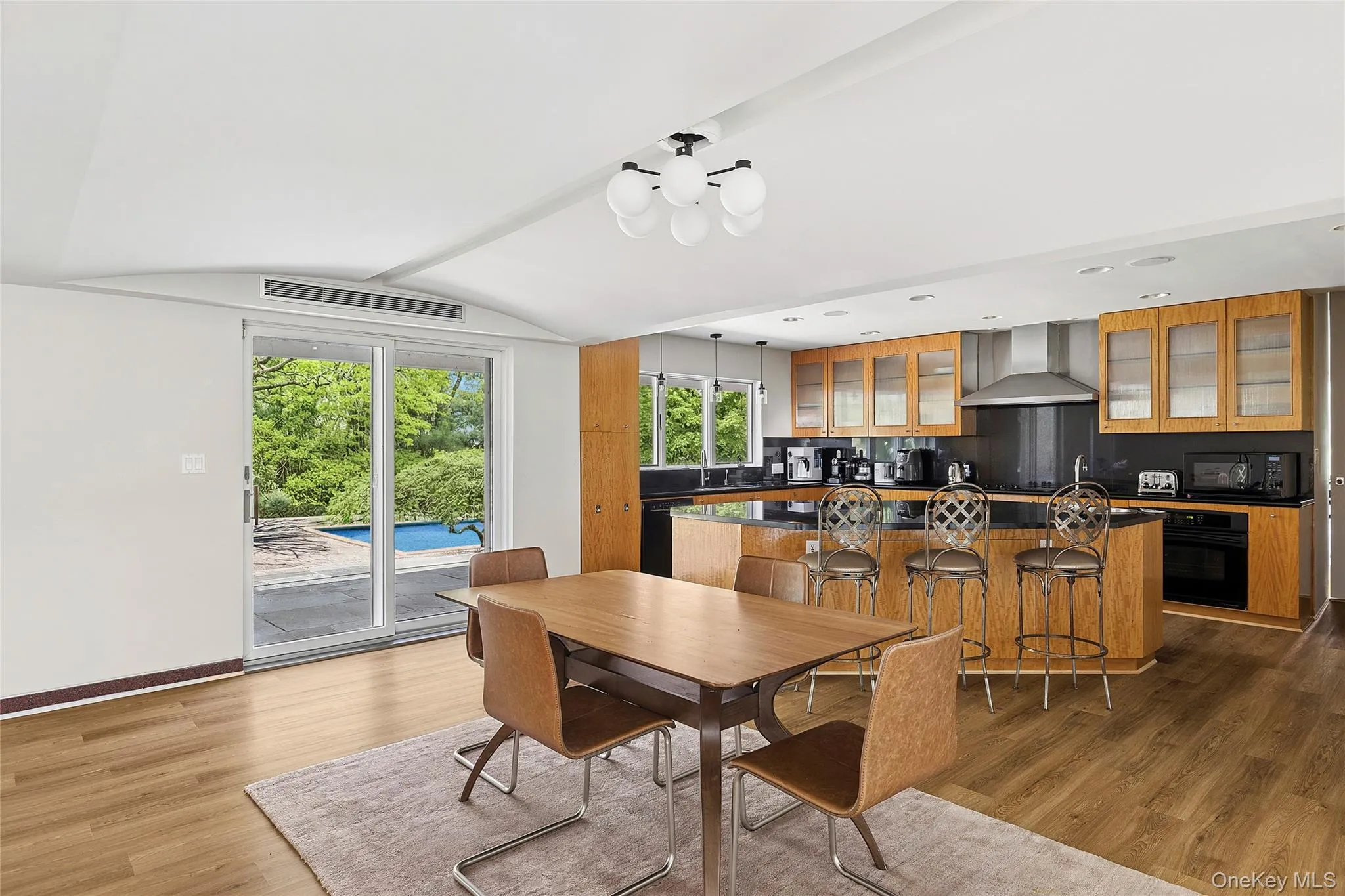 92 Old House Lane, North Hempstead, NY, 6 Bedrooms Bedrooms, 10 Rooms Rooms,4 BathroomsBathrooms,Residential Lease,For Rent,Old House,0,1004897 92 Old House Lane, North Hempstead, NY, 6 Bedrooms Bedrooms, 10 Rooms Rooms,4 BathroomsBathrooms,Residential Lease,For Rent,Old House,0,1004897