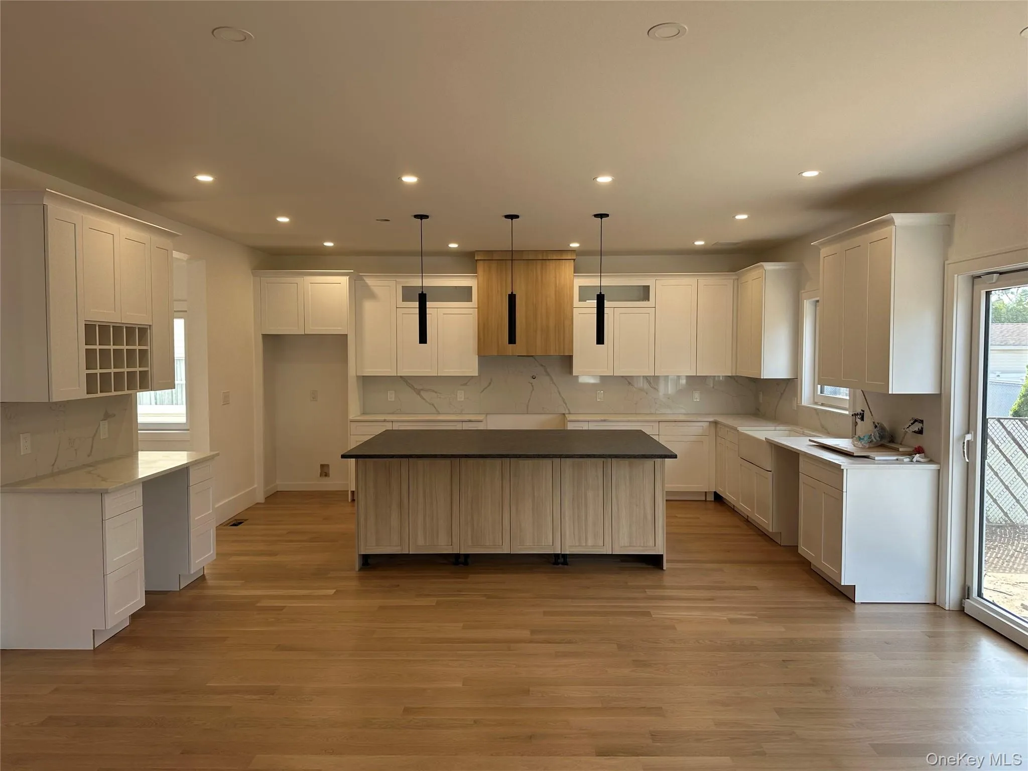 3986 William Street, Hempstead, NY, 4 Bedrooms Bedrooms, 10 Rooms Rooms,2 BathroomsBathrooms,Residential,For Rent,William,0,1004899 3986 William Street, Hempstead, NY, 4 Bedrooms Bedrooms, 10 Rooms Rooms,2 BathroomsBathrooms,Residential,For Rent,William,0,1004899