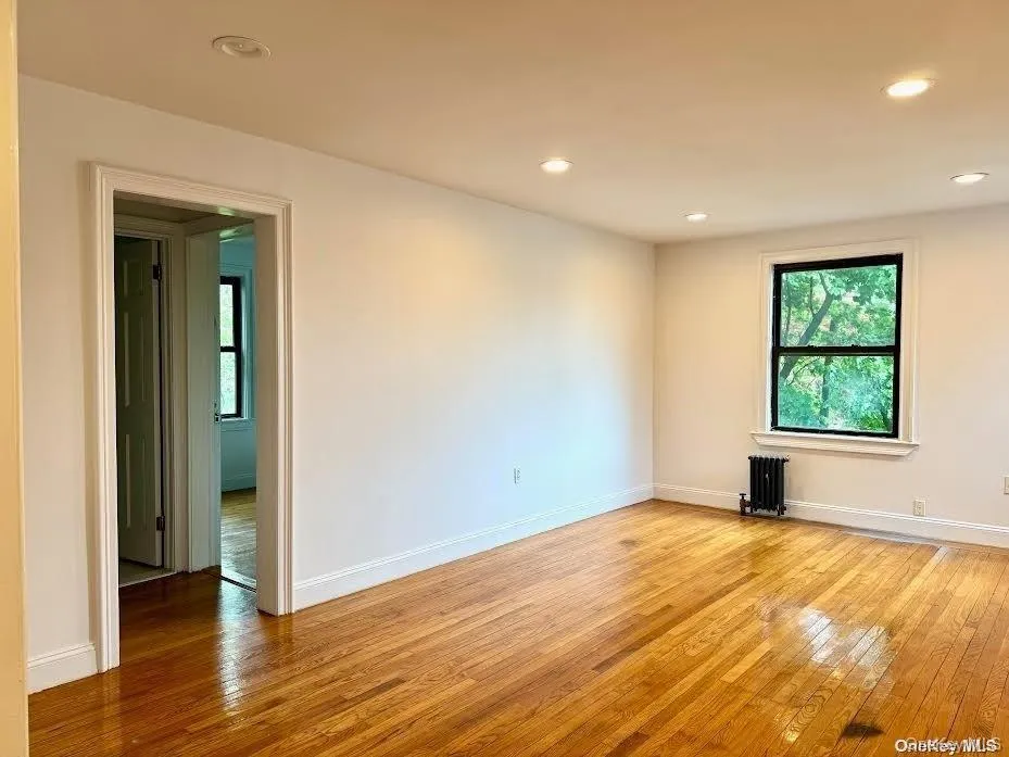 14 Beach Road, North Hempstead, NY, 2 Bedrooms Bedrooms, 4 Rooms Rooms,1 BathroomBathrooms,Residential Lease,For Rent,Beach,0,1004906 14 Beach Road, North Hempstead, NY, 2 Bedrooms Bedrooms, 4 Rooms Rooms,1 BathroomBathrooms,Residential Lease,For Rent,Beach,0,1004906