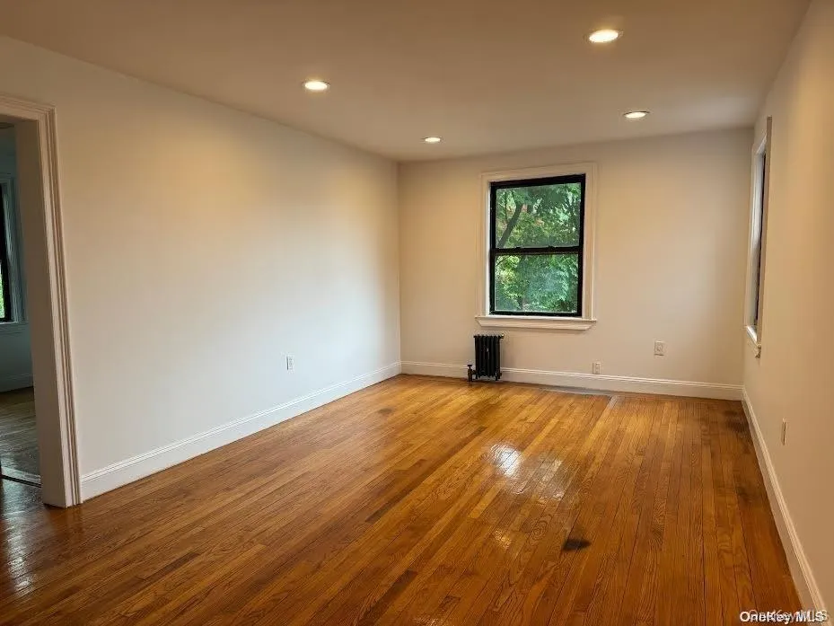 14 Beach Road, North Hempstead, NY, 2 Bedrooms Bedrooms, 4 Rooms Rooms,1 BathroomBathrooms,Residential Lease,For Rent,Beach,0,1004906 14 Beach Road, North Hempstead, NY, 2 Bedrooms Bedrooms, 4 Rooms Rooms,1 BathroomBathrooms,Residential Lease,For Rent,Beach,0,1004906