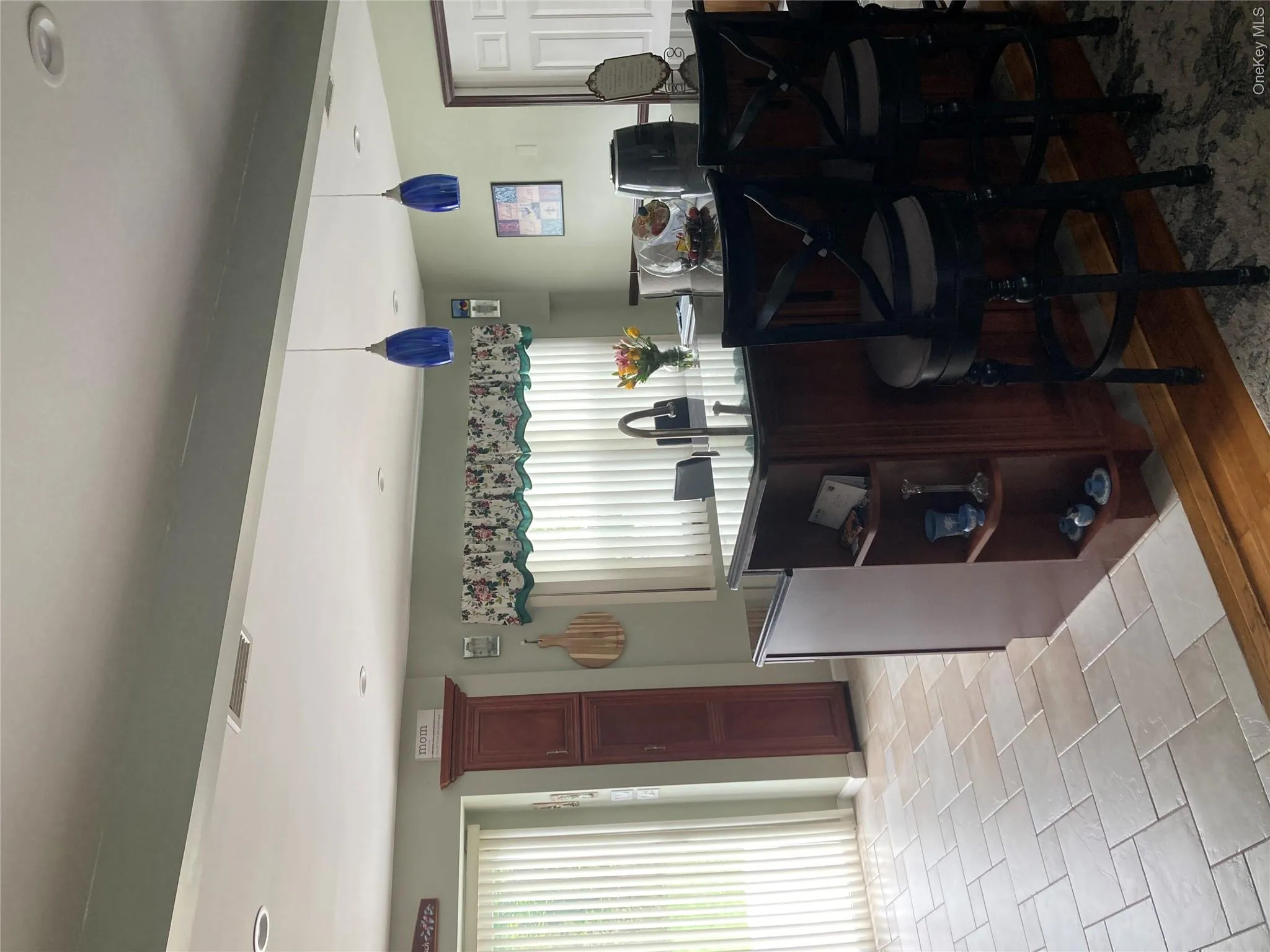 854 Terra Lane, Hempstead, NY, 4 Bedrooms Bedrooms, 6 Rooms Rooms,3 BathroomsBathrooms,Residential,For Rent,Terra,0,1004908 854 Terra Lane, Hempstead, NY, 4 Bedrooms Bedrooms, 6 Rooms Rooms,3 BathroomsBathrooms,Residential,For Rent,Terra,0,1004908