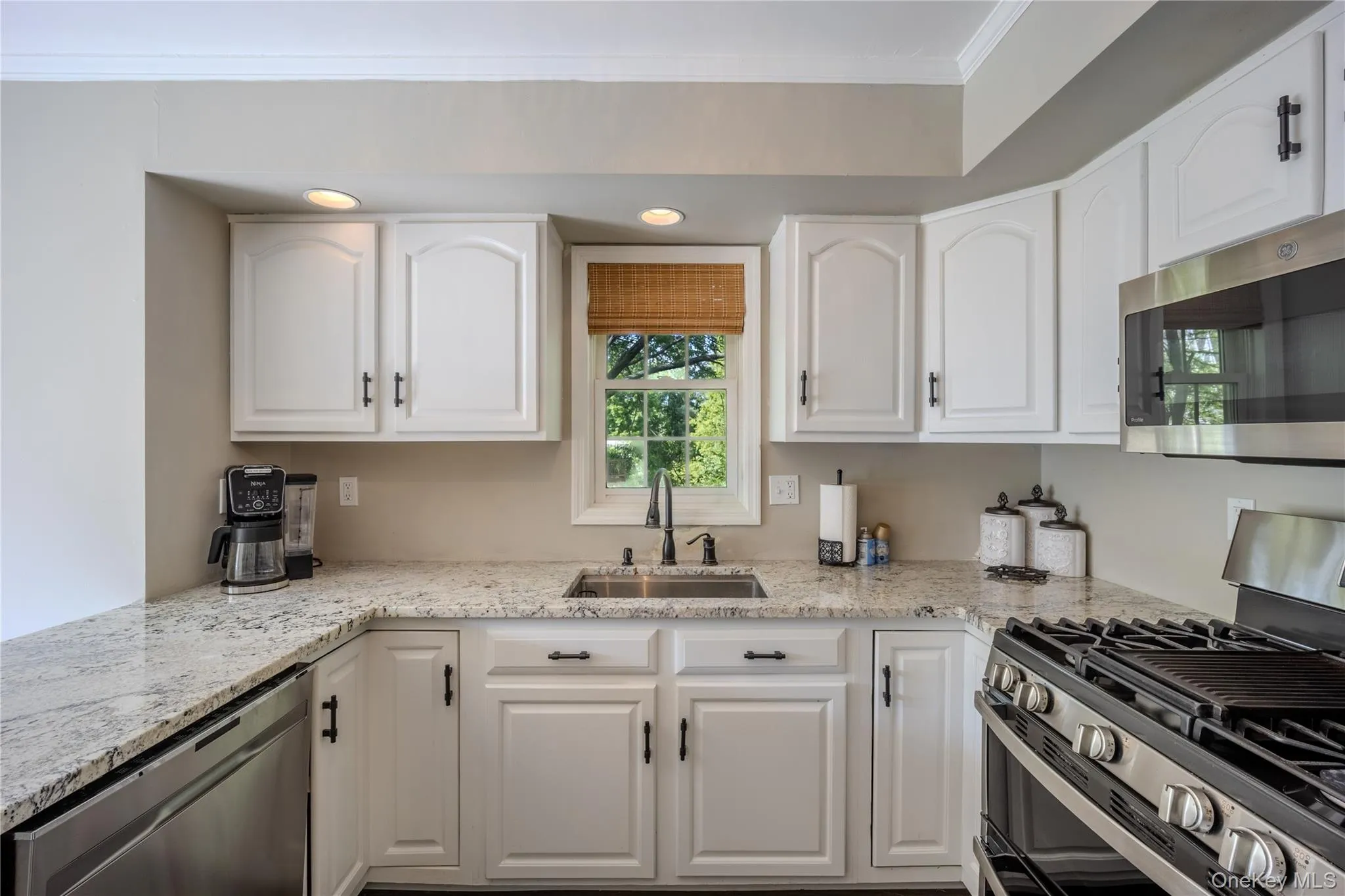 63 Spruce Ridge Drive, Fishkill, NY, 2 Bedrooms Bedrooms, 9 Rooms Rooms,2 BathroomsBathrooms,Residential,For Rent,Spruce Ridge,0,1004914 63 Spruce Ridge Drive, Fishkill, NY, 2 Bedrooms Bedrooms, 9 Rooms Rooms,2 BathroomsBathrooms,Residential,For Rent,Spruce Ridge,0,1004914