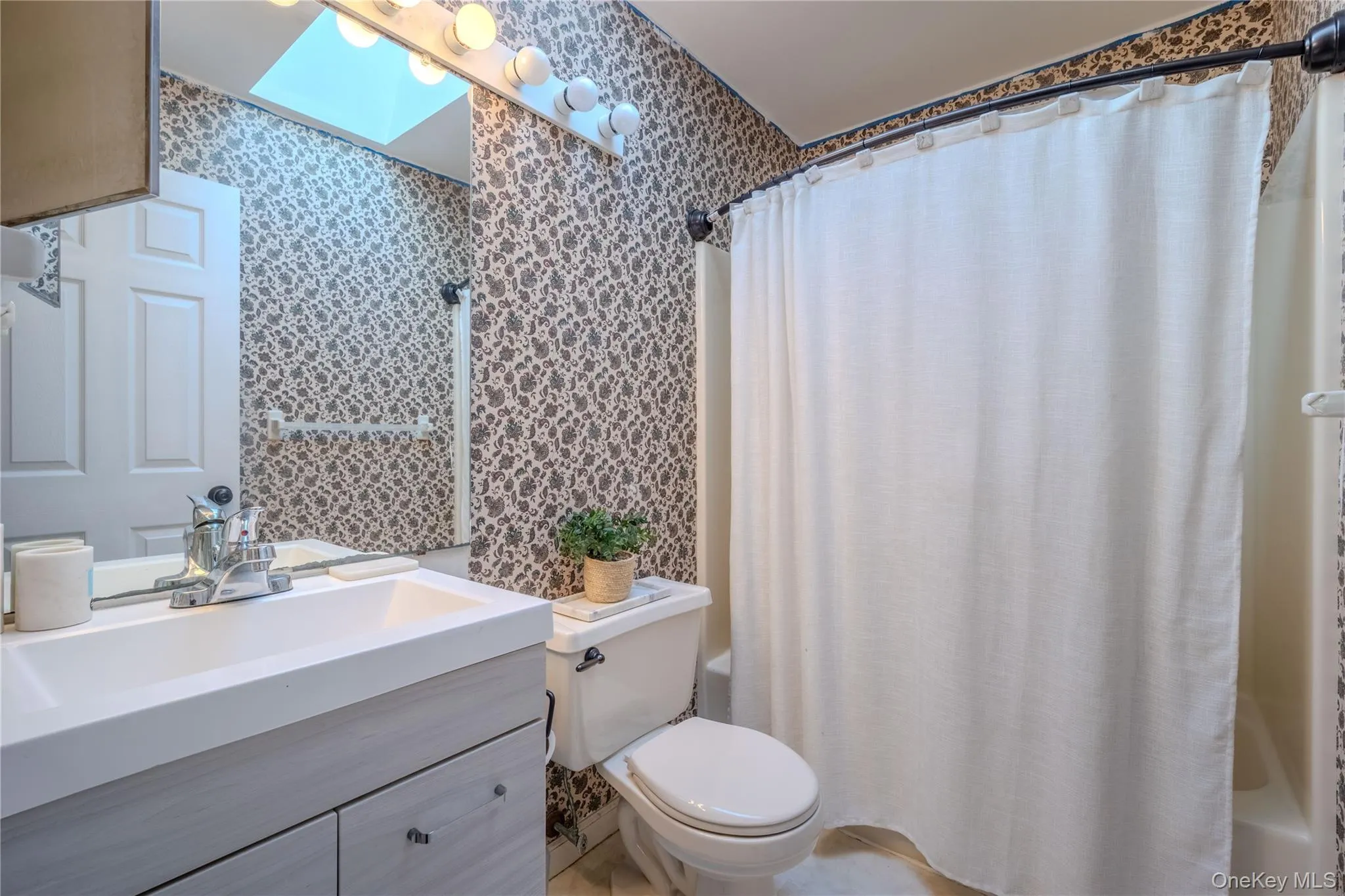 63 Spruce Ridge Drive, Fishkill, NY, 2 Bedrooms Bedrooms, 9 Rooms Rooms,2 BathroomsBathrooms,Residential,For Rent,Spruce Ridge,0,1004914 63 Spruce Ridge Drive, Fishkill, NY, 2 Bedrooms Bedrooms, 9 Rooms Rooms,2 BathroomsBathrooms,Residential,For Rent,Spruce Ridge,0,1004914