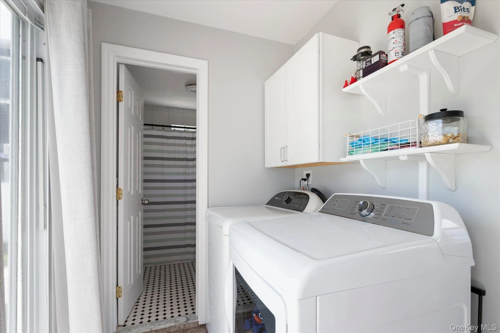 1735 Washington Avenue, Hempstead, NY, 3 Bedrooms Bedrooms, 8 Rooms Rooms,3 BathroomsBathrooms,Residential,For Rent,Washington,0,1004917 1735 Washington Avenue, Hempstead, NY, 3 Bedrooms Bedrooms, 8 Rooms Rooms,3 BathroomsBathrooms,Residential,For Rent,Washington,0,1004917