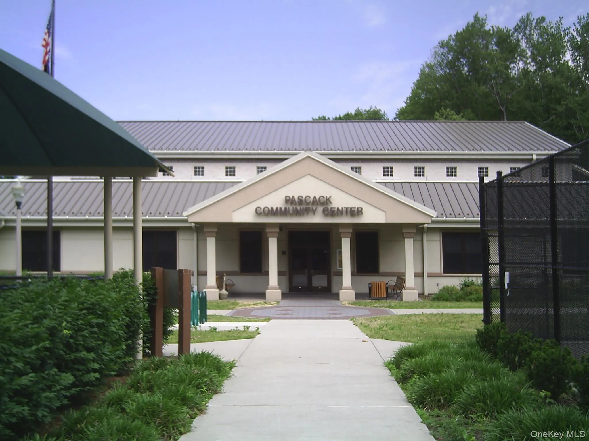 As a Clarkstown Resident you have full access to the Pascack Community Center As a Clarkstown Resident you have full access to the Pascack Community Center