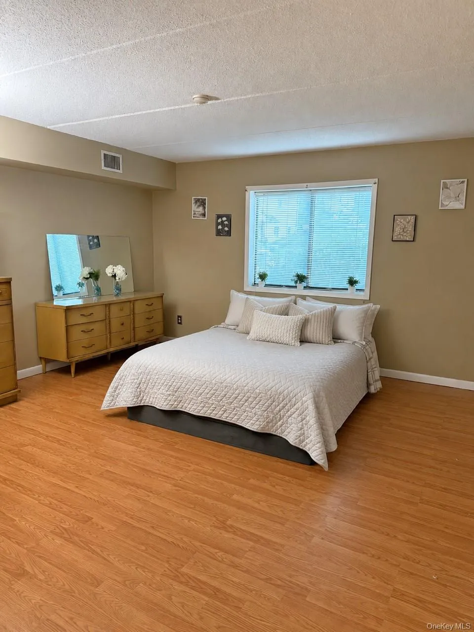 66 Omni Parc Drive, Clarkstown, NY, 2 Bedrooms Bedrooms, 7 Rooms Rooms,2 BathroomsBathrooms,Residential,For Rent,Omni Parc,0,1004919 66 Omni Parc Drive, Clarkstown, NY, 2 Bedrooms Bedrooms, 7 Rooms Rooms,2 BathroomsBathrooms,Residential,For Rent,Omni Parc,0,1004919