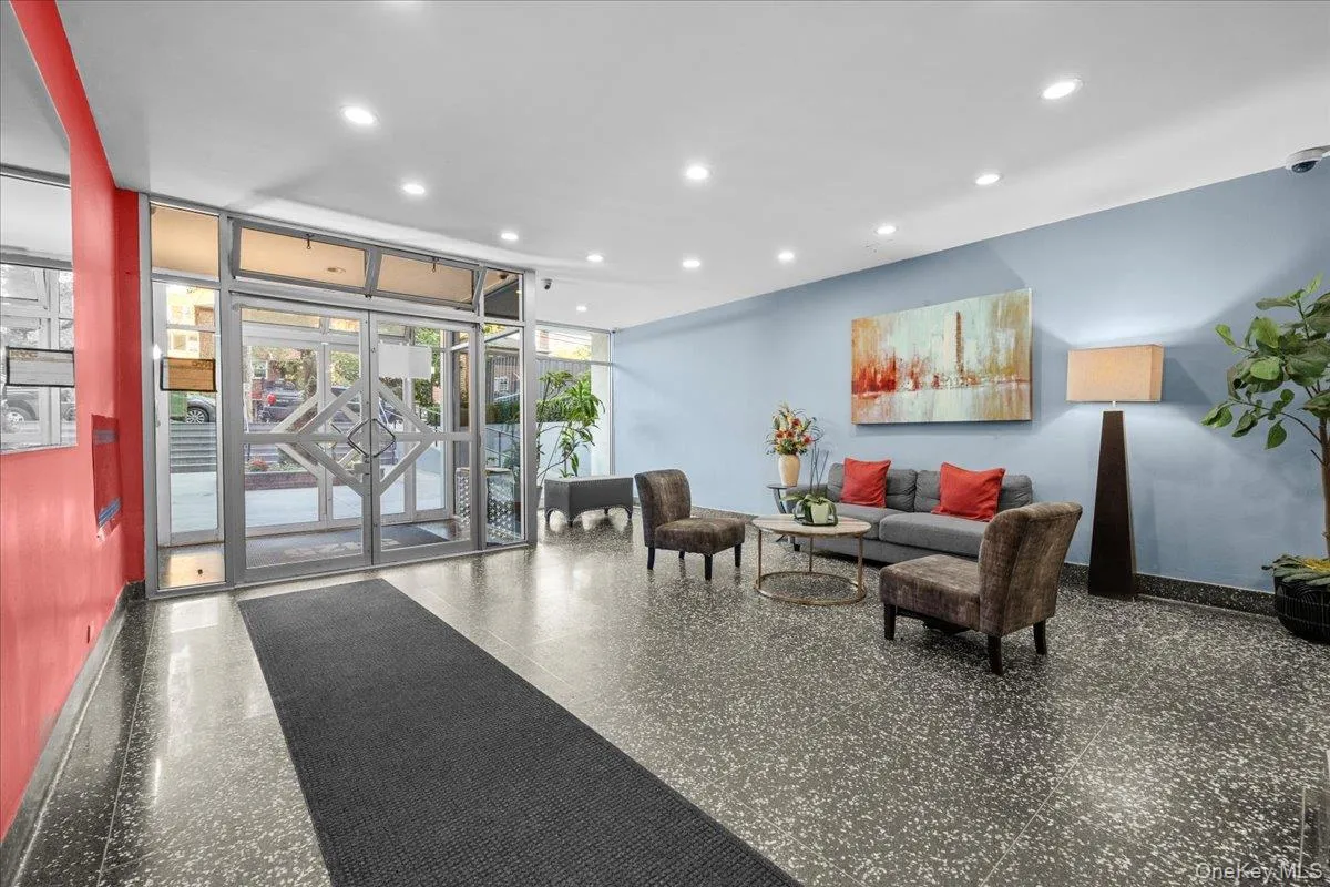 5425 Valles Avenue, New York, NY, 1 Bedroom Bedrooms, 4 Rooms Rooms,1 BathroomBathrooms,Residential,For Rent,Valles,0,1004927 5425 Valles Avenue, New York, NY, 1 Bedroom Bedrooms, 4 Rooms Rooms,1 BathroomBathrooms,Residential,For Rent,Valles,0,1004927
