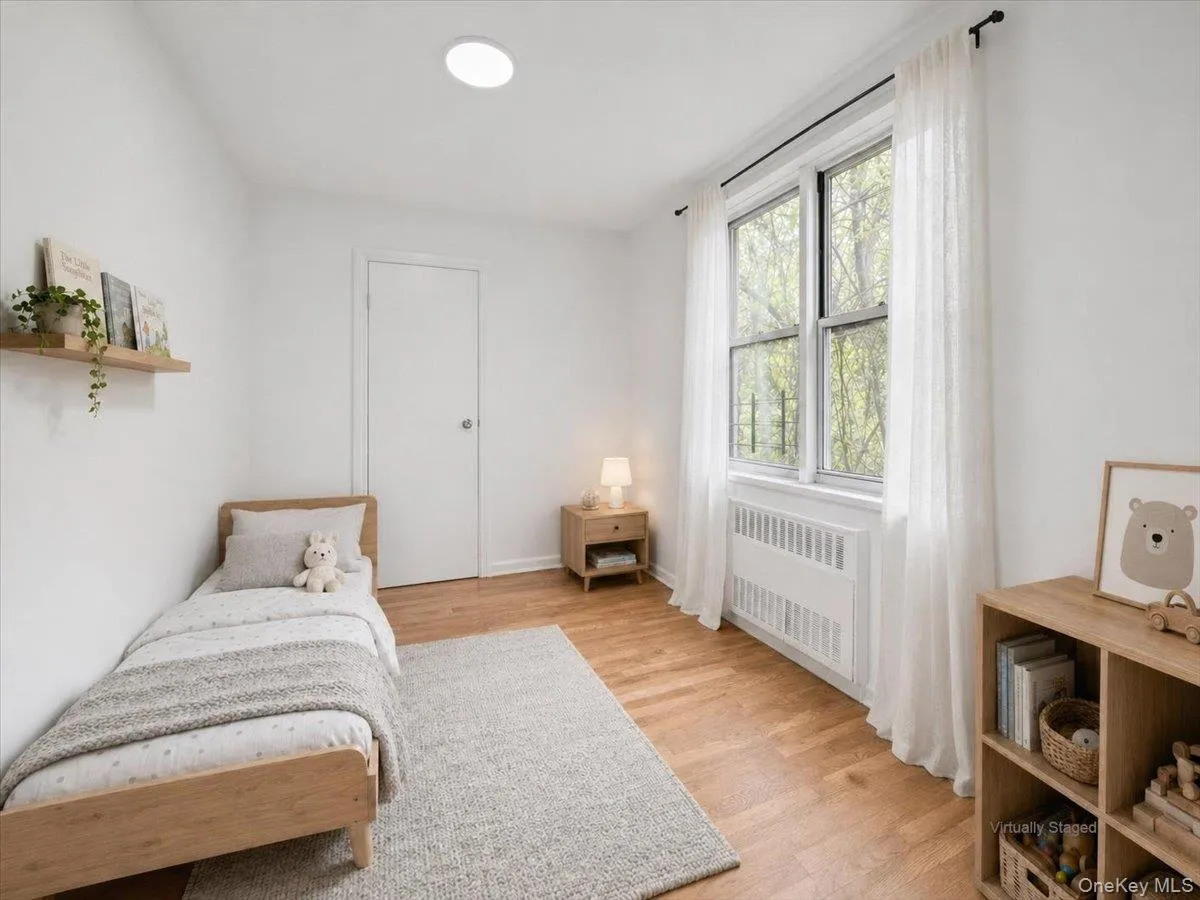 5425 Valles Avenue, New York, NY, 1 Bedroom Bedrooms, 4 Rooms Rooms,1 BathroomBathrooms,Residential,For Rent,Valles,0,1004927 5425 Valles Avenue, New York, NY, 1 Bedroom Bedrooms, 4 Rooms Rooms,1 BathroomBathrooms,Residential,For Rent,Valles,0,1004927