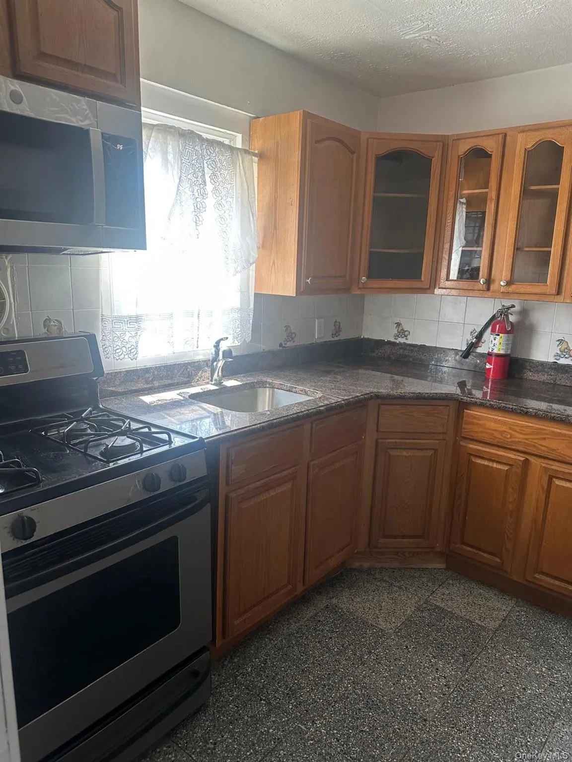 827 Hartman Lane, New York, NY, 3 Bedrooms Bedrooms, 5 Rooms Rooms,1 BathroomBathrooms,Residential Lease,For Rent,Hartman,0,1004929 827 Hartman Lane, New York, NY, 3 Bedrooms Bedrooms, 5 Rooms Rooms,1 BathroomBathrooms,Residential Lease,For Rent,Hartman,0,1004929