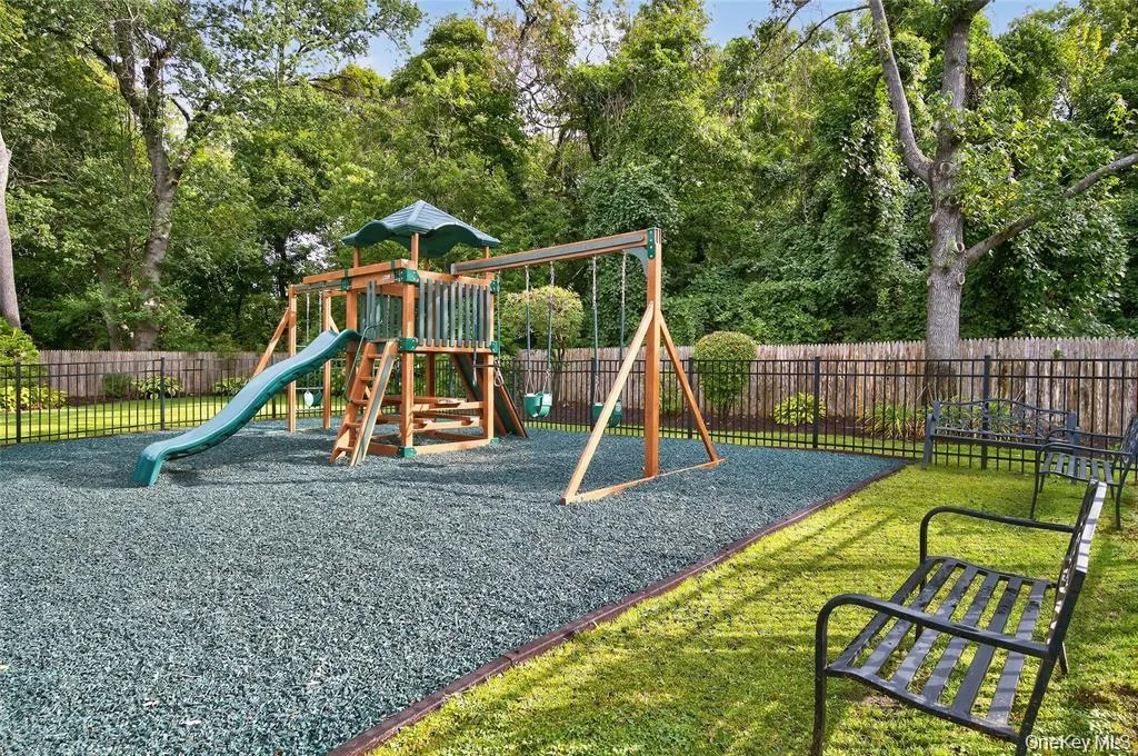 12 Hampton Way, Oyster Bay, NY, 3 Bedrooms Bedrooms, 6 Rooms Rooms,2 BathroomsBathrooms,Residential,For Rent,Hampton,0,1004934 12 Hampton Way, Oyster Bay, NY, 3 Bedrooms Bedrooms, 6 Rooms Rooms,2 BathroomsBathrooms,Residential,For Rent,Hampton,0,1004934