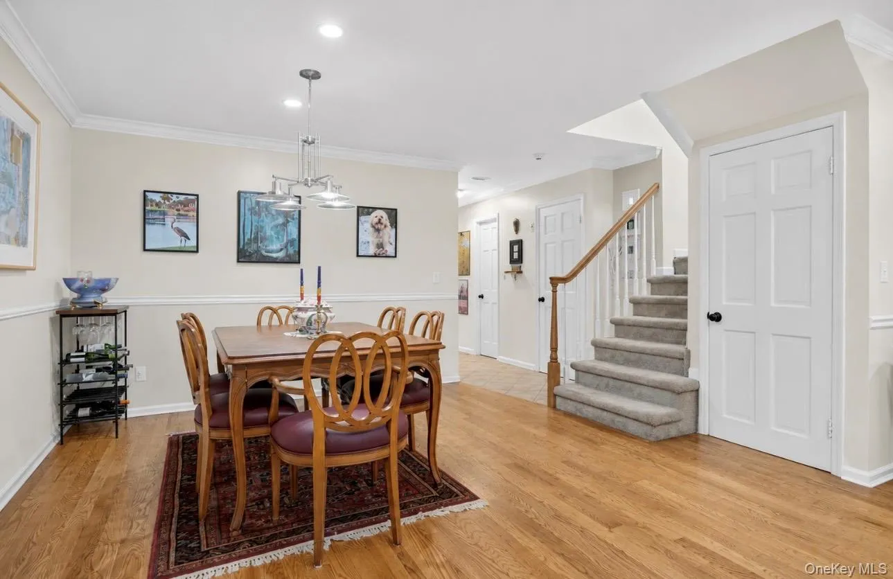 12 Hampton Way, Oyster Bay, NY, 3 Bedrooms Bedrooms, 6 Rooms Rooms,2 BathroomsBathrooms,Residential,For Rent,Hampton,0,1004934 12 Hampton Way, Oyster Bay, NY, 3 Bedrooms Bedrooms, 6 Rooms Rooms,2 BathroomsBathrooms,Residential,For Rent,Hampton,0,1004934