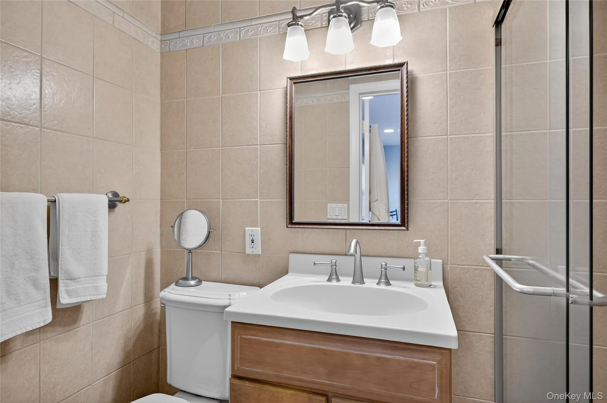 12 Hampton Way, Oyster Bay, NY, 3 Bedrooms Bedrooms, 6 Rooms Rooms,2 BathroomsBathrooms,Residential,For Rent,Hampton,0,1004934 12 Hampton Way, Oyster Bay, NY, 3 Bedrooms Bedrooms, 6 Rooms Rooms,2 BathroomsBathrooms,Residential,For Rent,Hampton,0,1004934