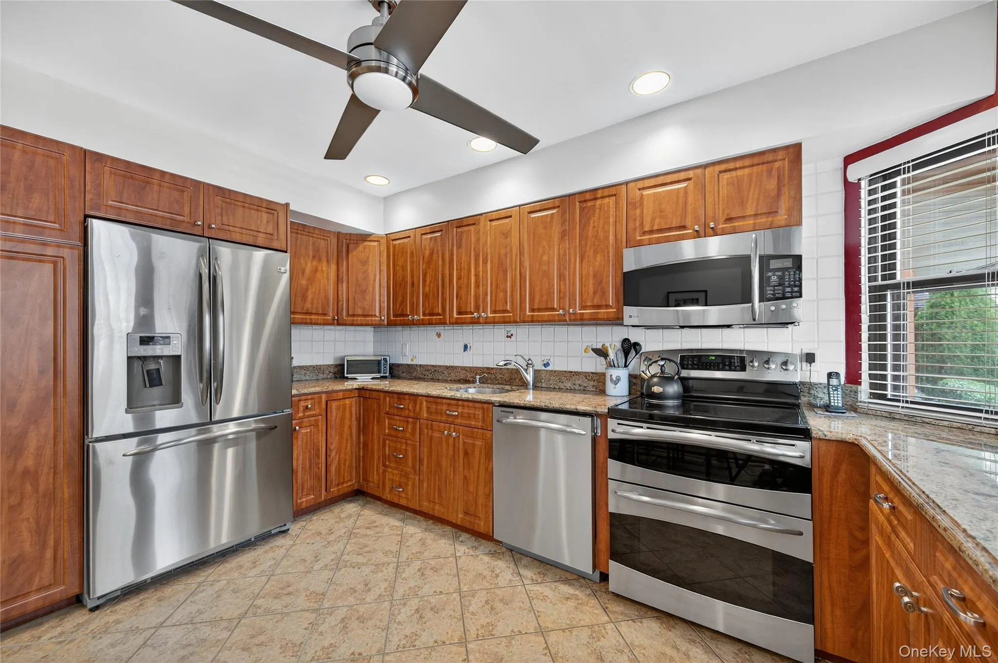 12 Hampton Way, Oyster Bay, NY, 3 Bedrooms Bedrooms, 6 Rooms Rooms,2 BathroomsBathrooms,Residential,For Rent,Hampton,0,1004934 12 Hampton Way, Oyster Bay, NY, 3 Bedrooms Bedrooms, 6 Rooms Rooms,2 BathroomsBathrooms,Residential,For Rent,Hampton,0,1004934