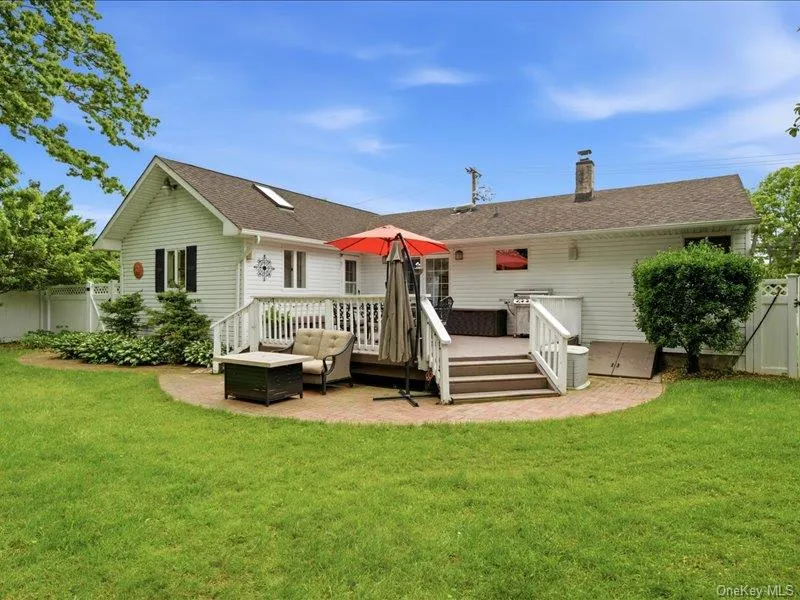 123 Meroke Lane, Islip, NY, 3 Bedrooms Bedrooms, 7 Rooms Rooms,2 BathroomsBathrooms,Residential,For Rent,Meroke,0,1004935 123 Meroke Lane, Islip, NY, 3 Bedrooms Bedrooms, 7 Rooms Rooms,2 BathroomsBathrooms,Residential,For Rent,Meroke,0,1004935