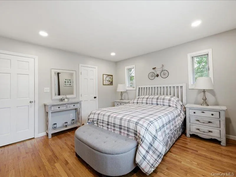123 Meroke Lane, Islip, NY, 3 Bedrooms Bedrooms, 7 Rooms Rooms,2 BathroomsBathrooms,Residential,For Rent,Meroke,0,1004935 123 Meroke Lane, Islip, NY, 3 Bedrooms Bedrooms, 7 Rooms Rooms,2 BathroomsBathrooms,Residential,For Rent,Meroke,0,1004935