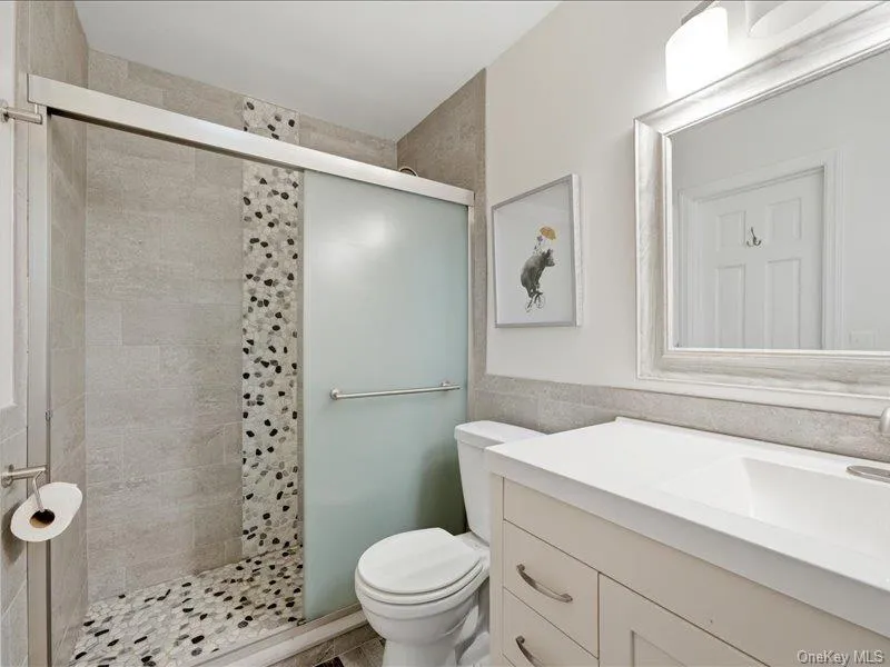 123 Meroke Lane, Islip, NY, 3 Bedrooms Bedrooms, 7 Rooms Rooms,2 BathroomsBathrooms,Residential,For Rent,Meroke,0,1004935 123 Meroke Lane, Islip, NY, 3 Bedrooms Bedrooms, 7 Rooms Rooms,2 BathroomsBathrooms,Residential,For Rent,Meroke,0,1004935