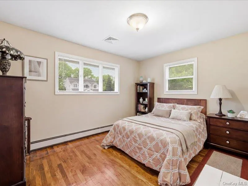 123 Meroke Lane, Islip, NY, 3 Bedrooms Bedrooms, 7 Rooms Rooms,2 BathroomsBathrooms,Residential,For Rent,Meroke,0,1004935 123 Meroke Lane, Islip, NY, 3 Bedrooms Bedrooms, 7 Rooms Rooms,2 BathroomsBathrooms,Residential,For Rent,Meroke,0,1004935