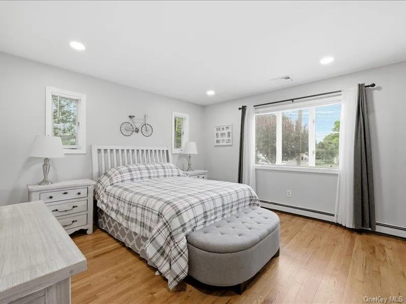 123 Meroke Lane, Islip, NY, 3 Bedrooms Bedrooms, 7 Rooms Rooms,2 BathroomsBathrooms,Residential,For Rent,Meroke,0,1004935 123 Meroke Lane, Islip, NY, 3 Bedrooms Bedrooms, 7 Rooms Rooms,2 BathroomsBathrooms,Residential,For Rent,Meroke,0,1004935