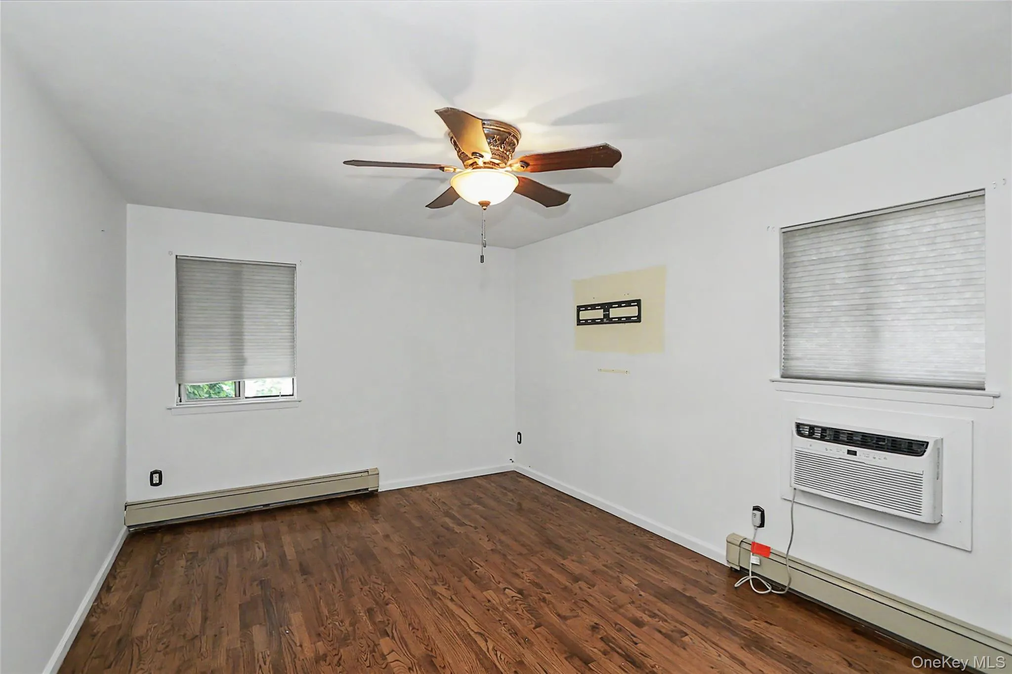 4 Patricia Court, Oyster Bay, NY, 5 Bedrooms Bedrooms, 11 Rooms Rooms,3 BathroomsBathrooms,Residential,For Rent,Patricia,0,1004936 4 Patricia Court, Oyster Bay, NY, 5 Bedrooms Bedrooms, 11 Rooms Rooms,3 BathroomsBathrooms,Residential,For Rent,Patricia,0,1004936