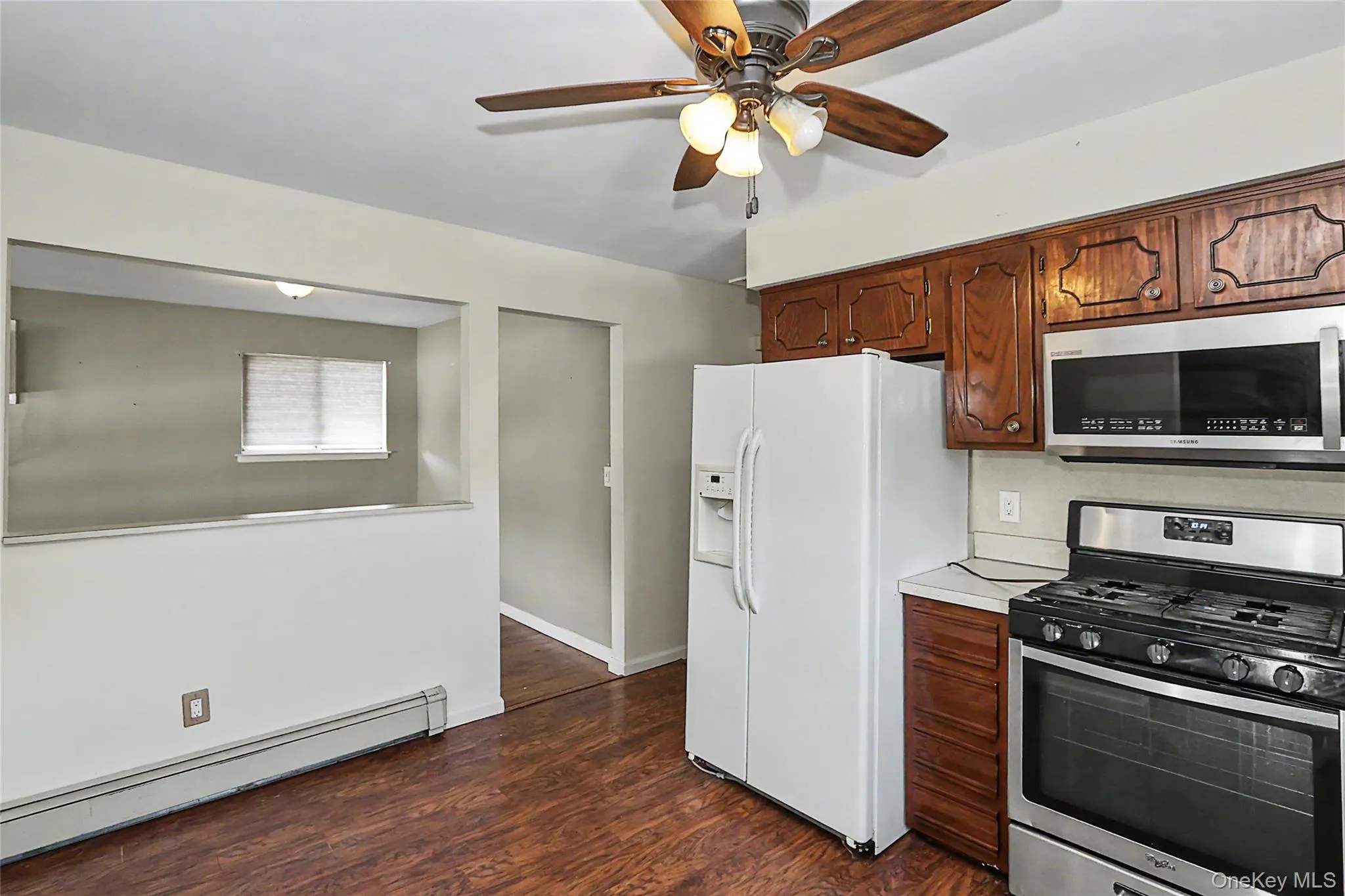 4 Patricia Court, Oyster Bay, NY, 5 Bedrooms Bedrooms, 11 Rooms Rooms,3 BathroomsBathrooms,Residential,For Rent,Patricia,0,1004936 4 Patricia Court, Oyster Bay, NY, 5 Bedrooms Bedrooms, 11 Rooms Rooms,3 BathroomsBathrooms,Residential,For Rent,Patricia,0,1004936