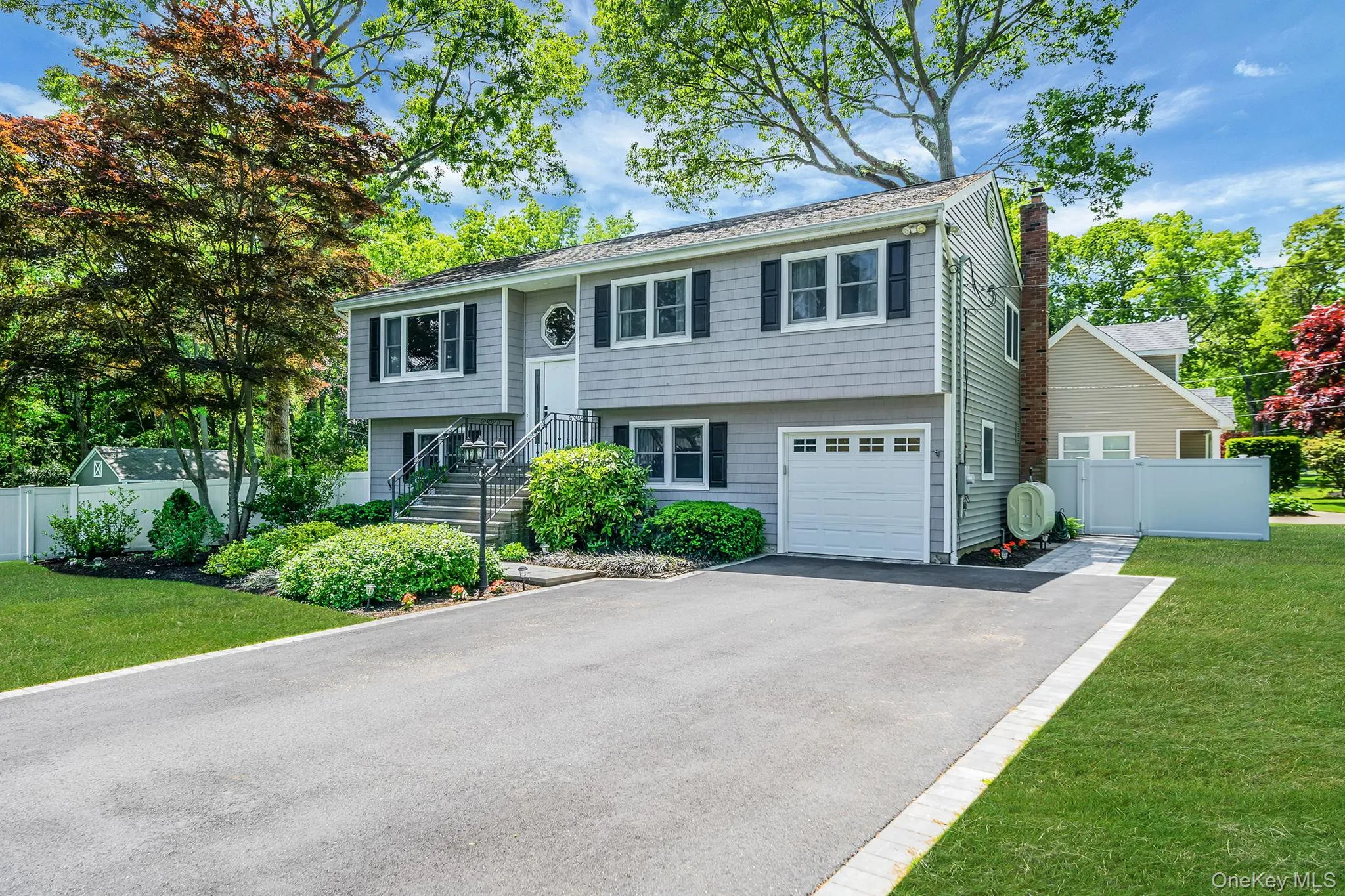 74A Hilltop Drive, Smithtown, NY, 5 Bedrooms Bedrooms, 10 Rooms Rooms,2 BathroomsBathrooms,Residential,For Rent,Hilltop,0,1004941 74A Hilltop Drive, Smithtown, NY, 5 Bedrooms Bedrooms, 10 Rooms Rooms,2 BathroomsBathrooms,Residential,For Rent,Hilltop,0,1004941