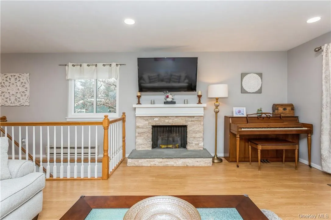 33 Heritage Hills, Somers, NY, 2 Bedrooms Bedrooms, 6 Rooms Rooms,2 BathroomsBathrooms,Residential,For Rent,Heritage,0,1004942 33 Heritage Hills, Somers, NY, 2 Bedrooms Bedrooms, 6 Rooms Rooms,2 BathroomsBathrooms,Residential,For Rent,Heritage,0,1004942